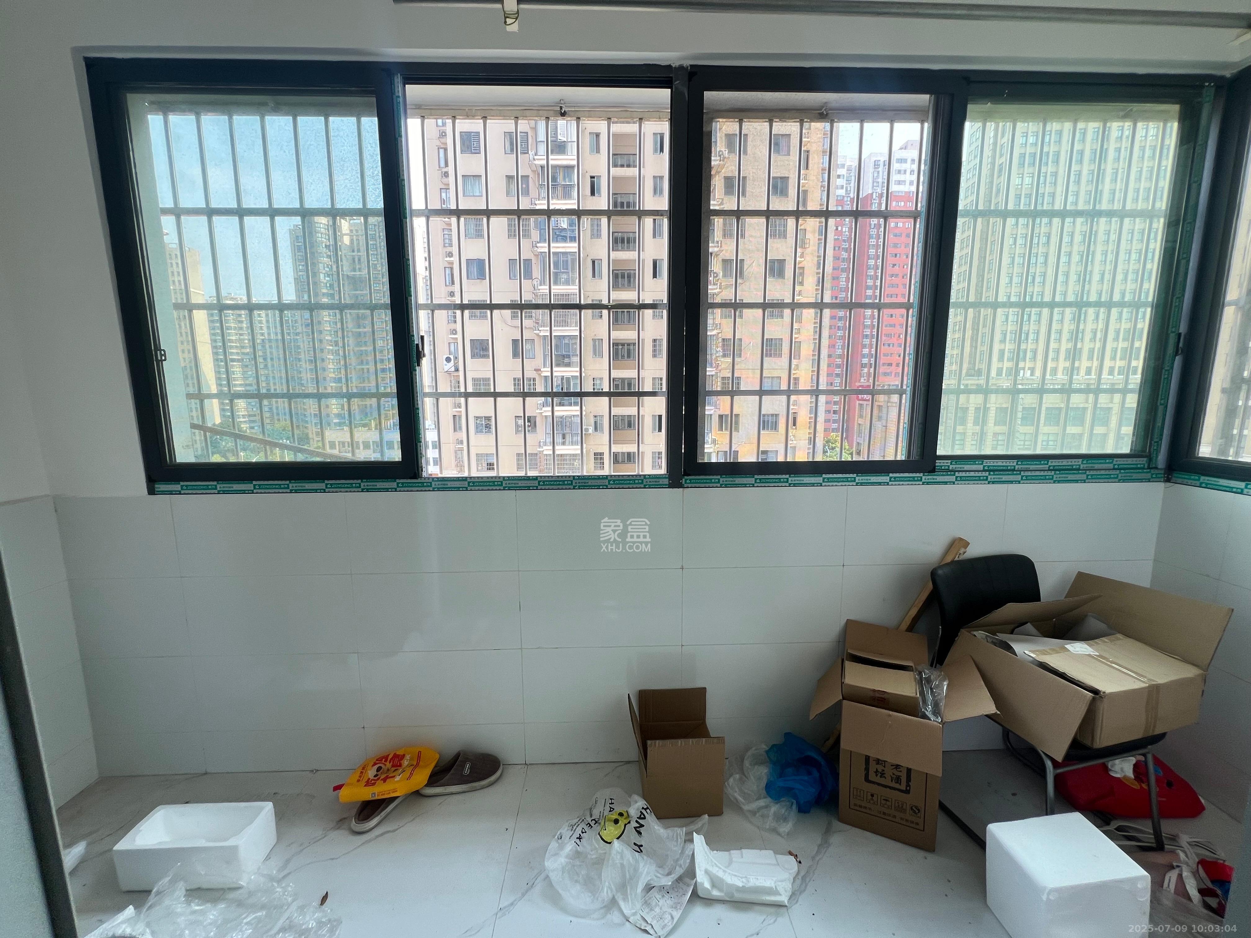 汇景豪庭  1室1厅1卫   2500.00元/月室内图