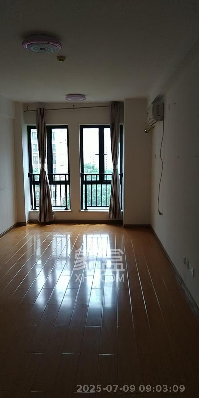 中建芙蓉工社  1室1厅1卫   1200.00元/月