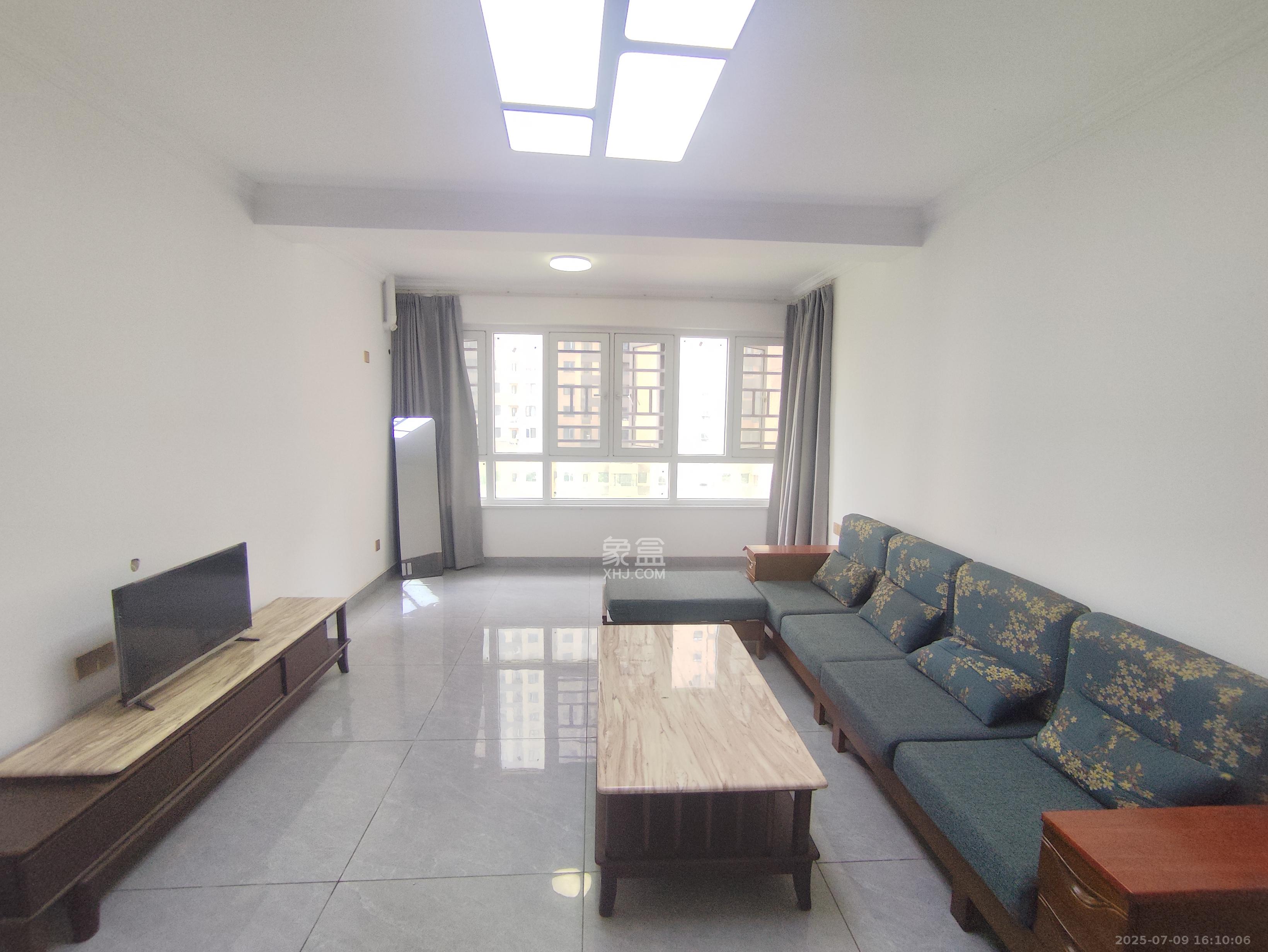 长房云时代 3室2厅2卫 3000.0元/月 长房云时代 3室2厅2卫 3000.0元/月室内图