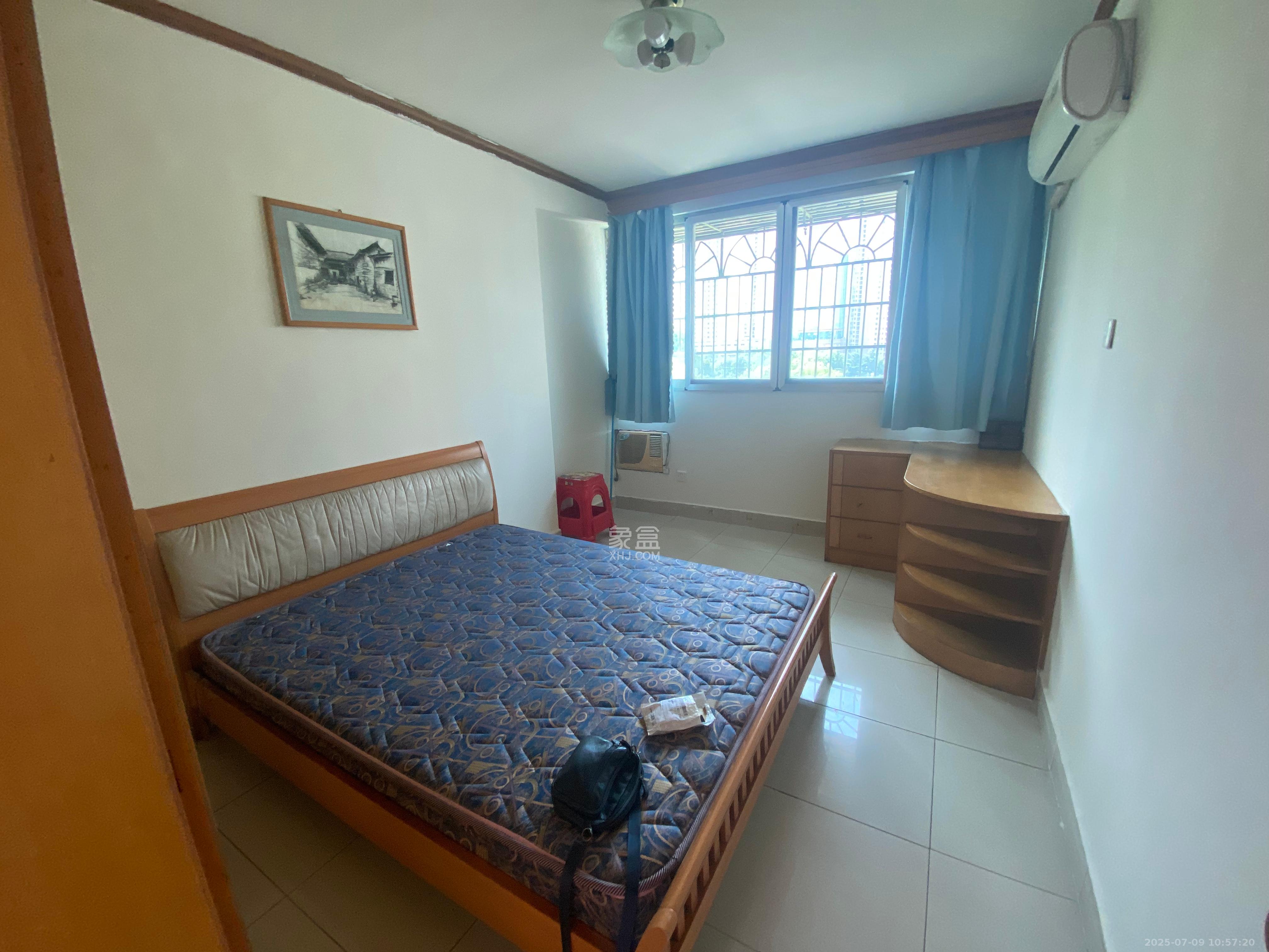 花园公寓  2室1厅1卫    2700.0元/月室内图