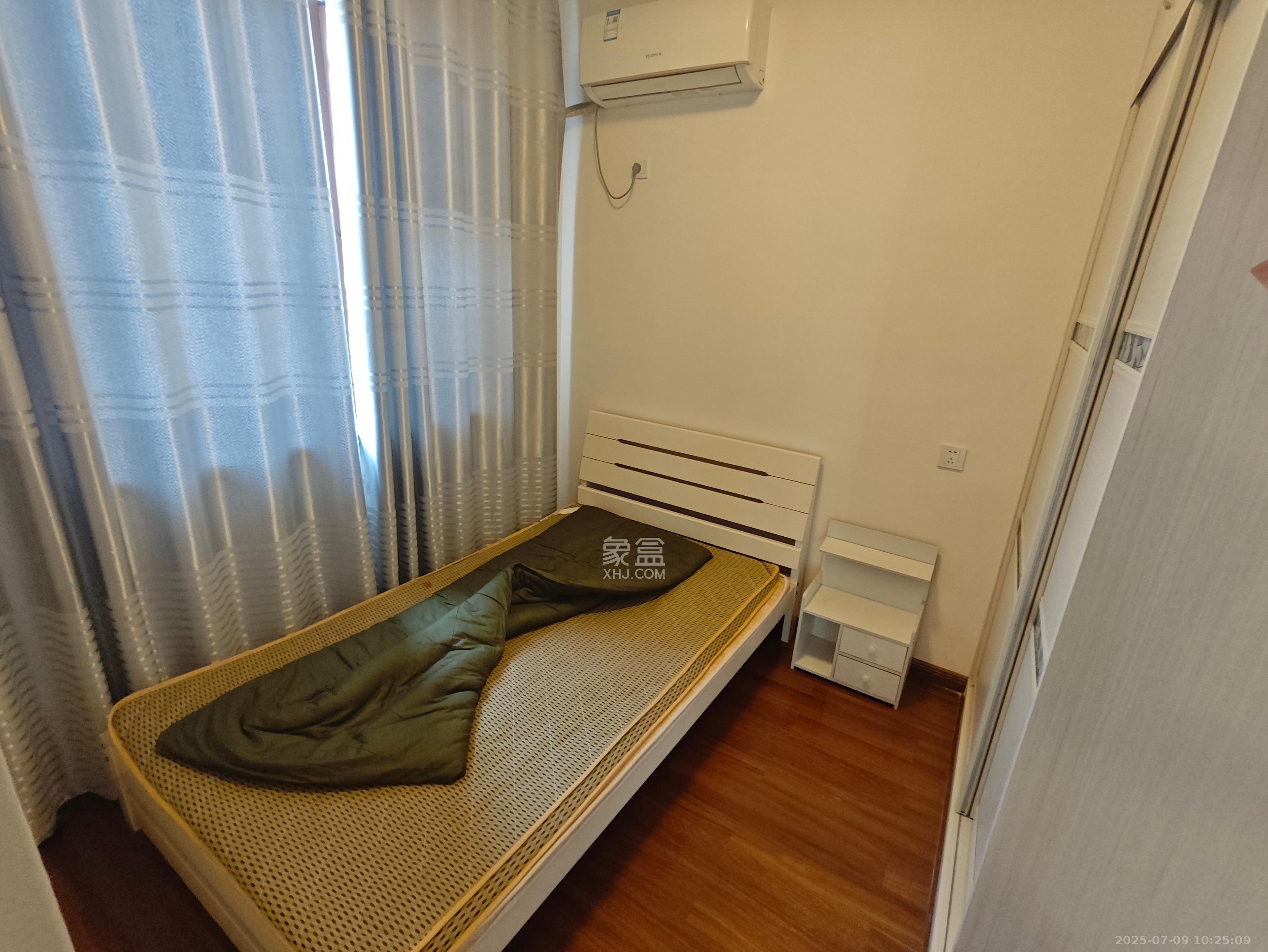 万里时代 3室1厅1卫 2600.0元/月 万里时代 3室1厅1卫 2600.0元/月室内图