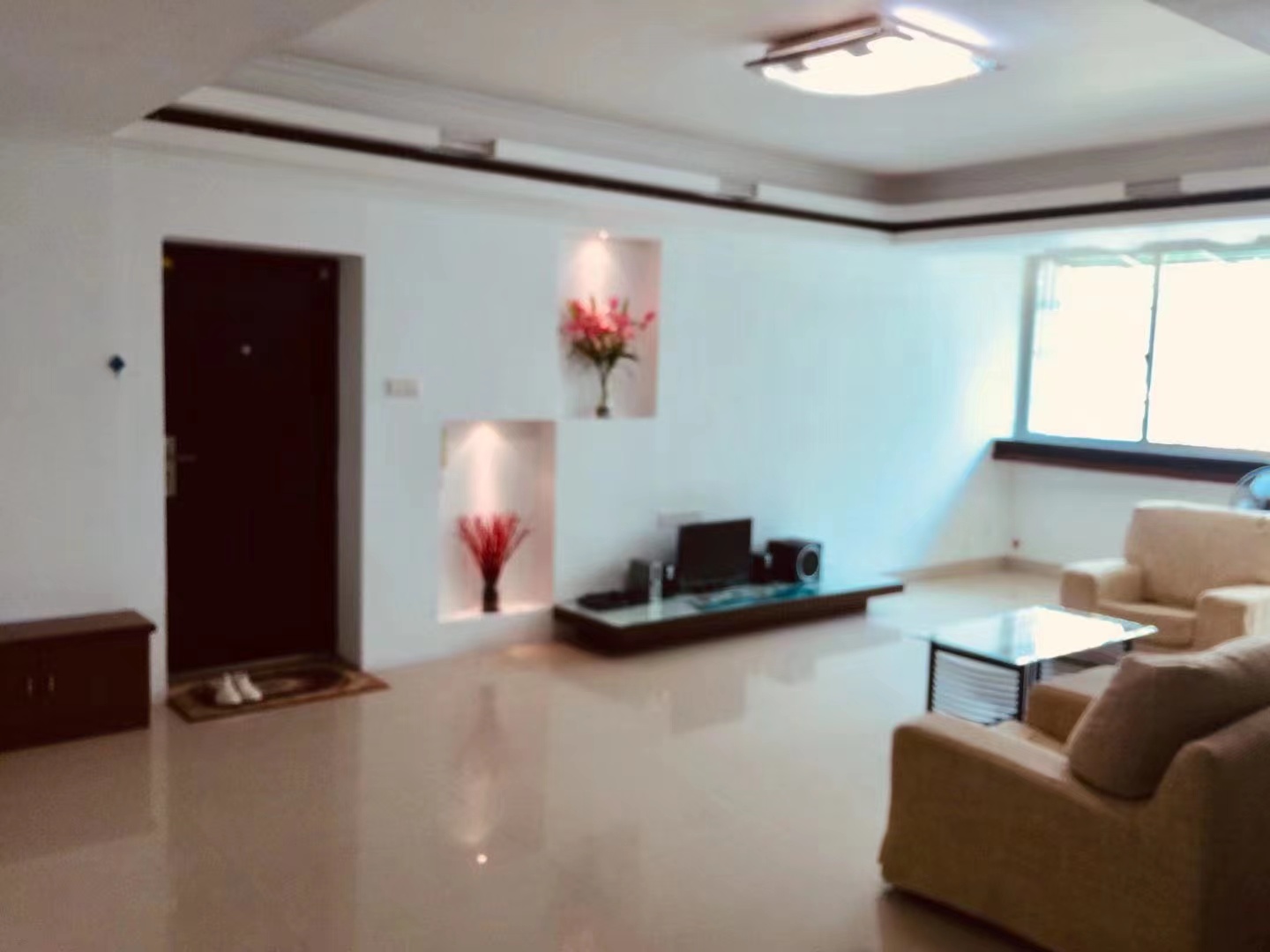 矿冶大厦 3室2厅2卫 2800.0元/月 矿冶大厦 3室2厅2卫 2800.0元/月室内图