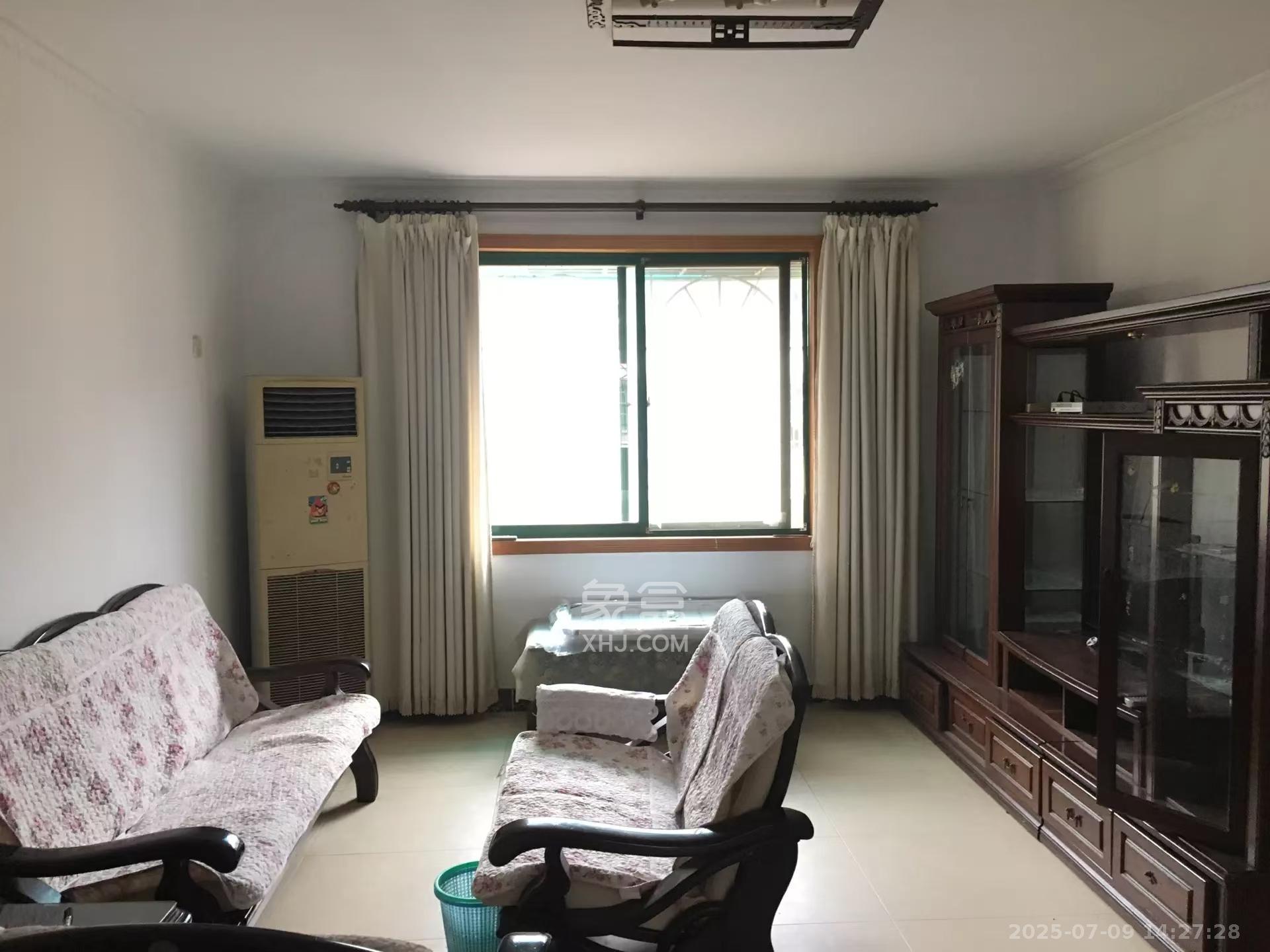 三湘小区  2室2厅1卫   1500.00元/月