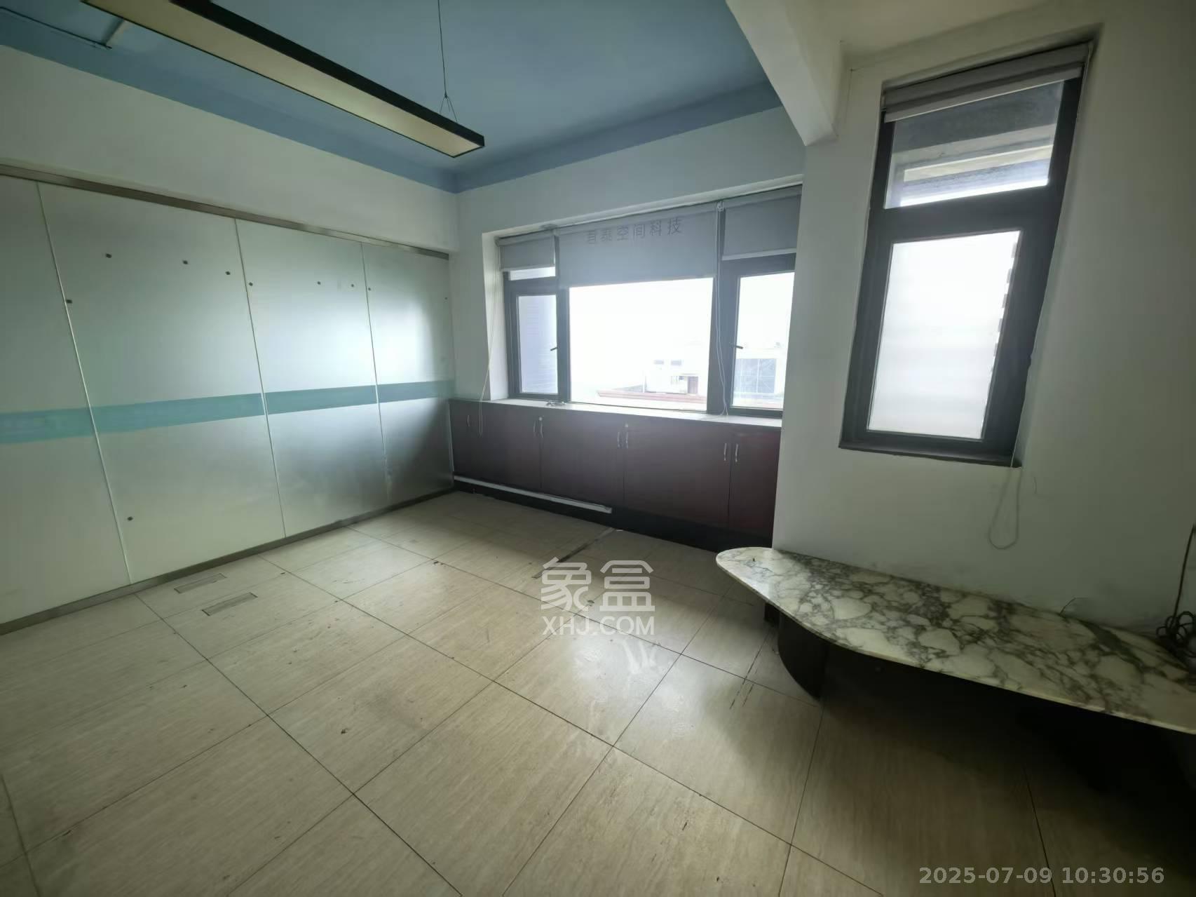 华翼府   540.0㎡      10000.0元/月室内图