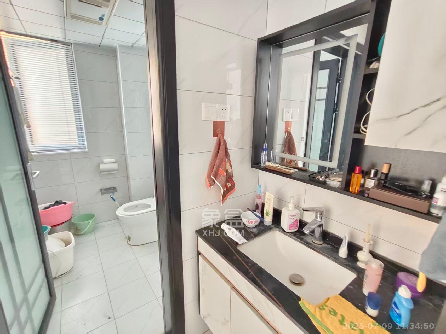 湘熙水郡(观澜海赋家园)  3室2厅1卫    2500.0元/月 湘熙水郡(观澜海赋家园)  3室2厅1卫    2500.0元/月室内图