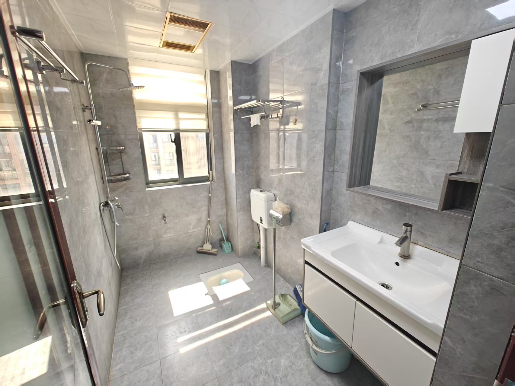 武广国际学苑  3室2厅1卫    72.8万 武广国际学苑  3室2厅1卫    72.8万室内图