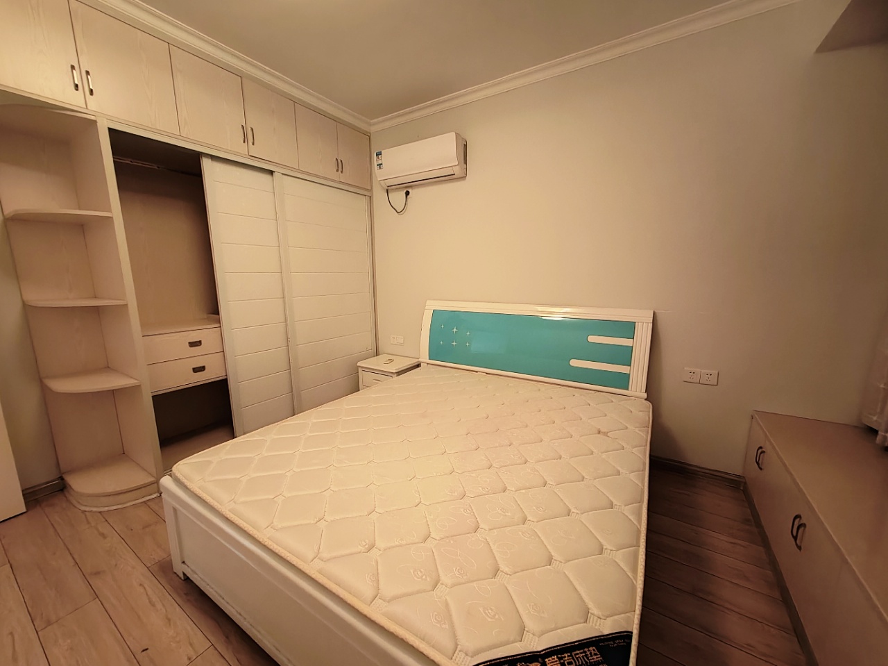 中欧昆仑首府  2室2厅1卫    45.0万室内图