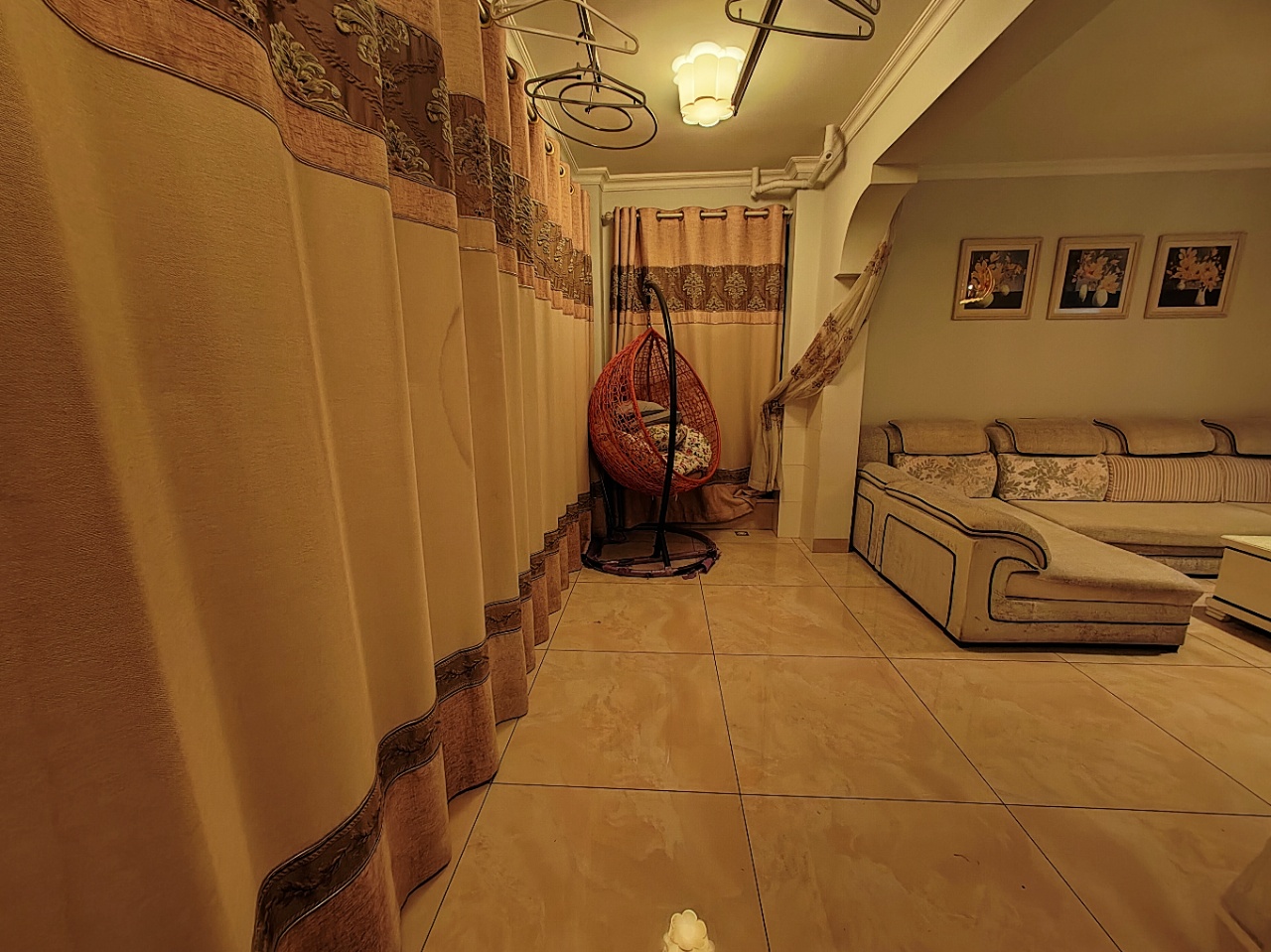 中欧昆仑首府  2室2厅1卫    45.0万室内图