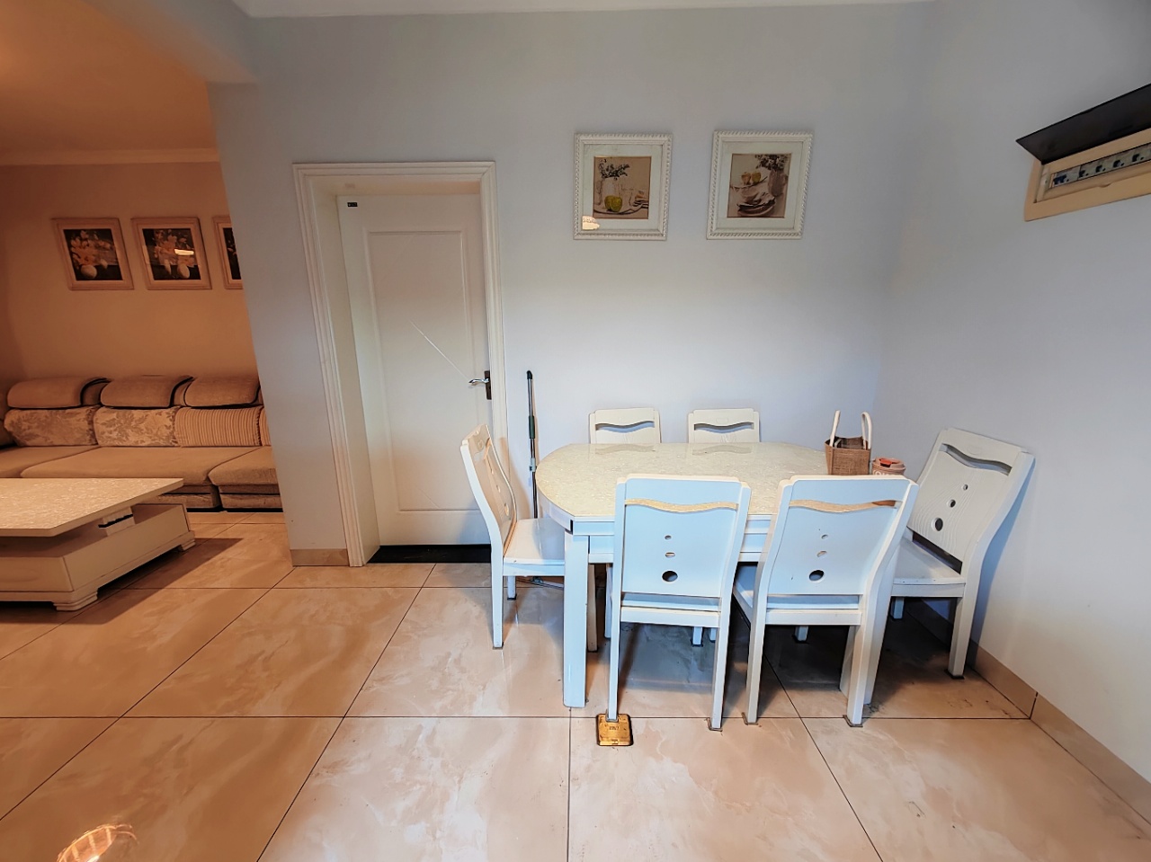 中欧昆仑首府  2室2厅1卫    45.0万室内图