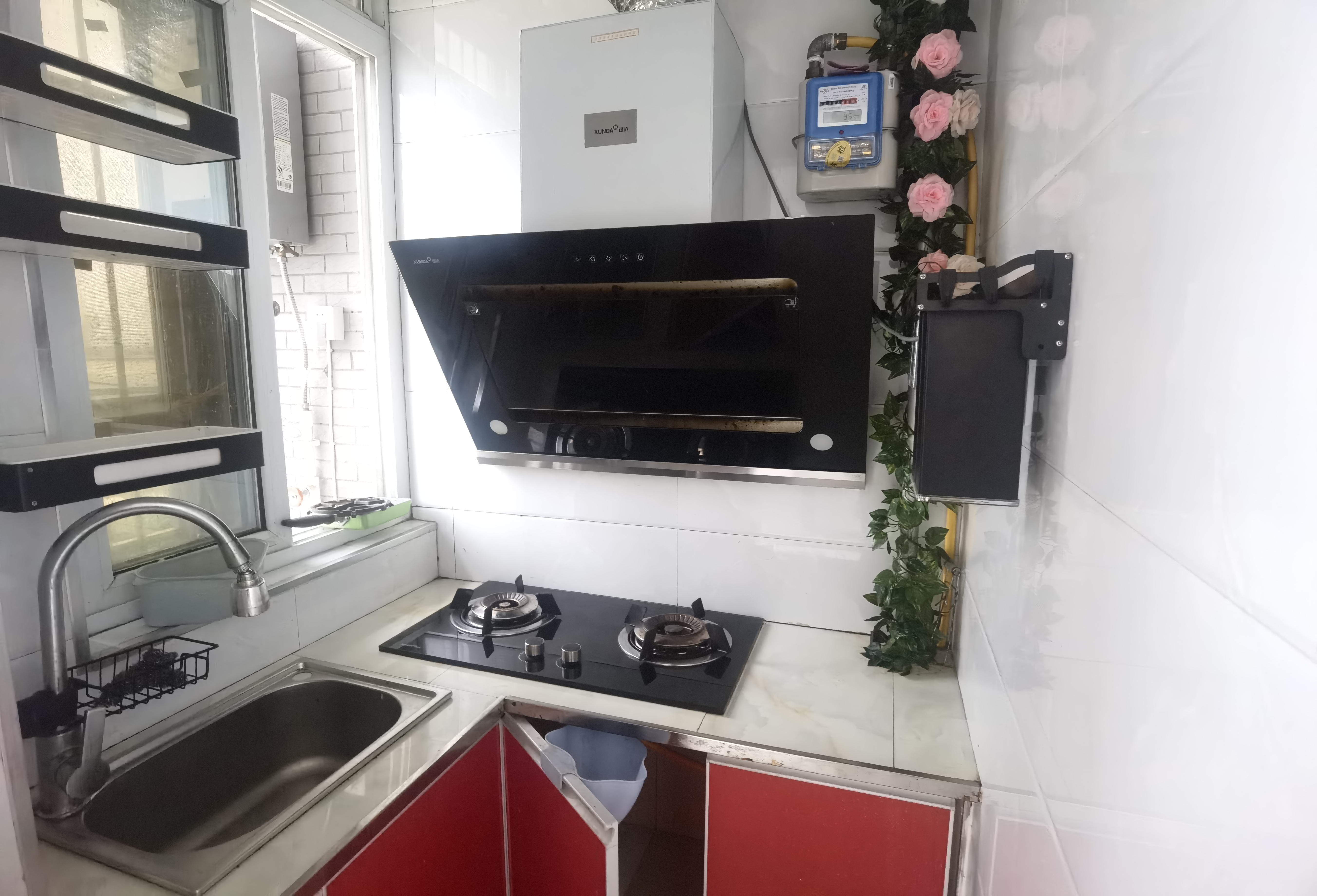 蓝筹公寓1栋  1室1厅1卫    13.0万 蓝筹公寓1栋  1室1厅1卫    13.0万室内图