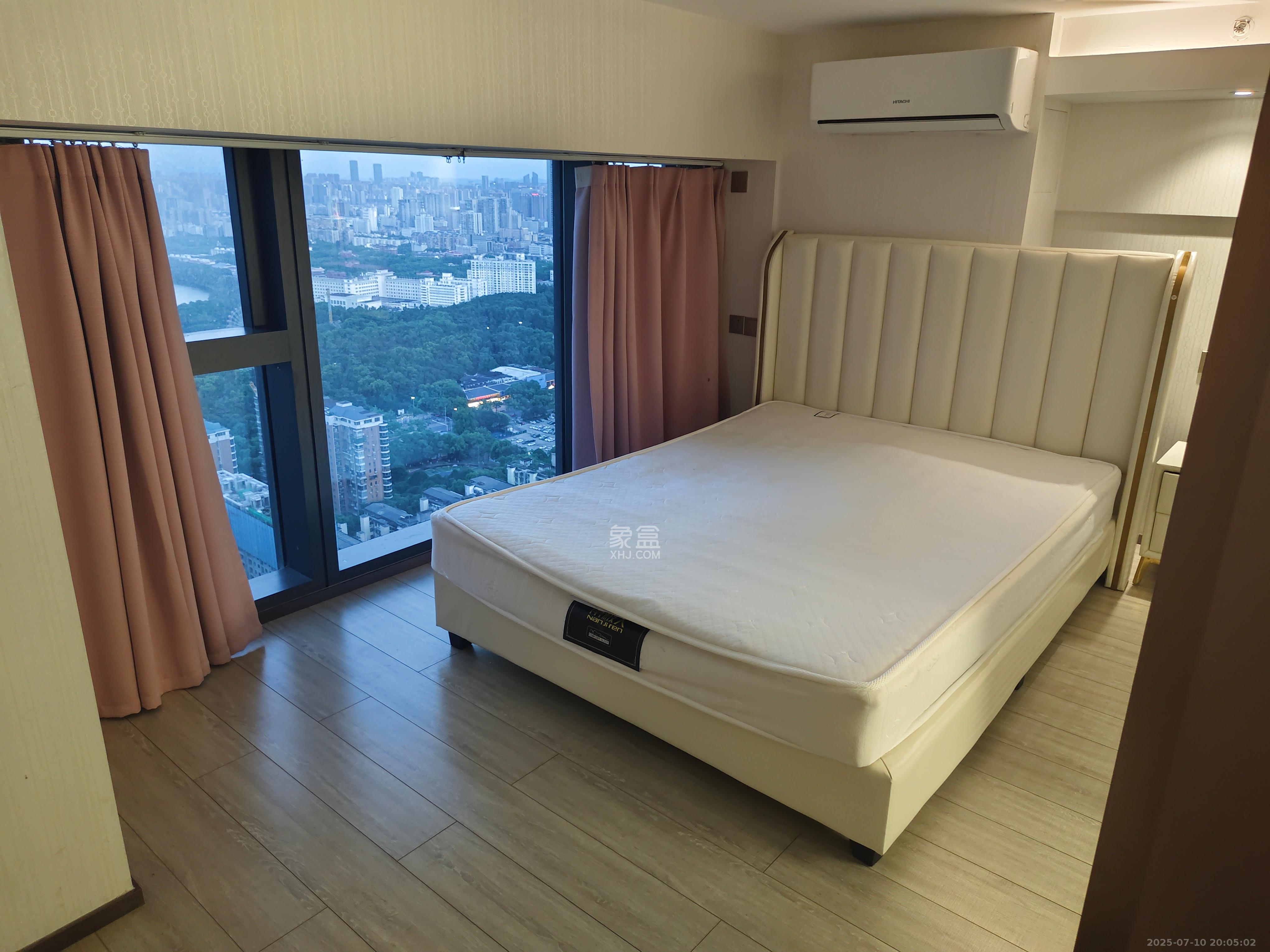 华远华时代  2室1厅1卫   3200.00元/月室内图