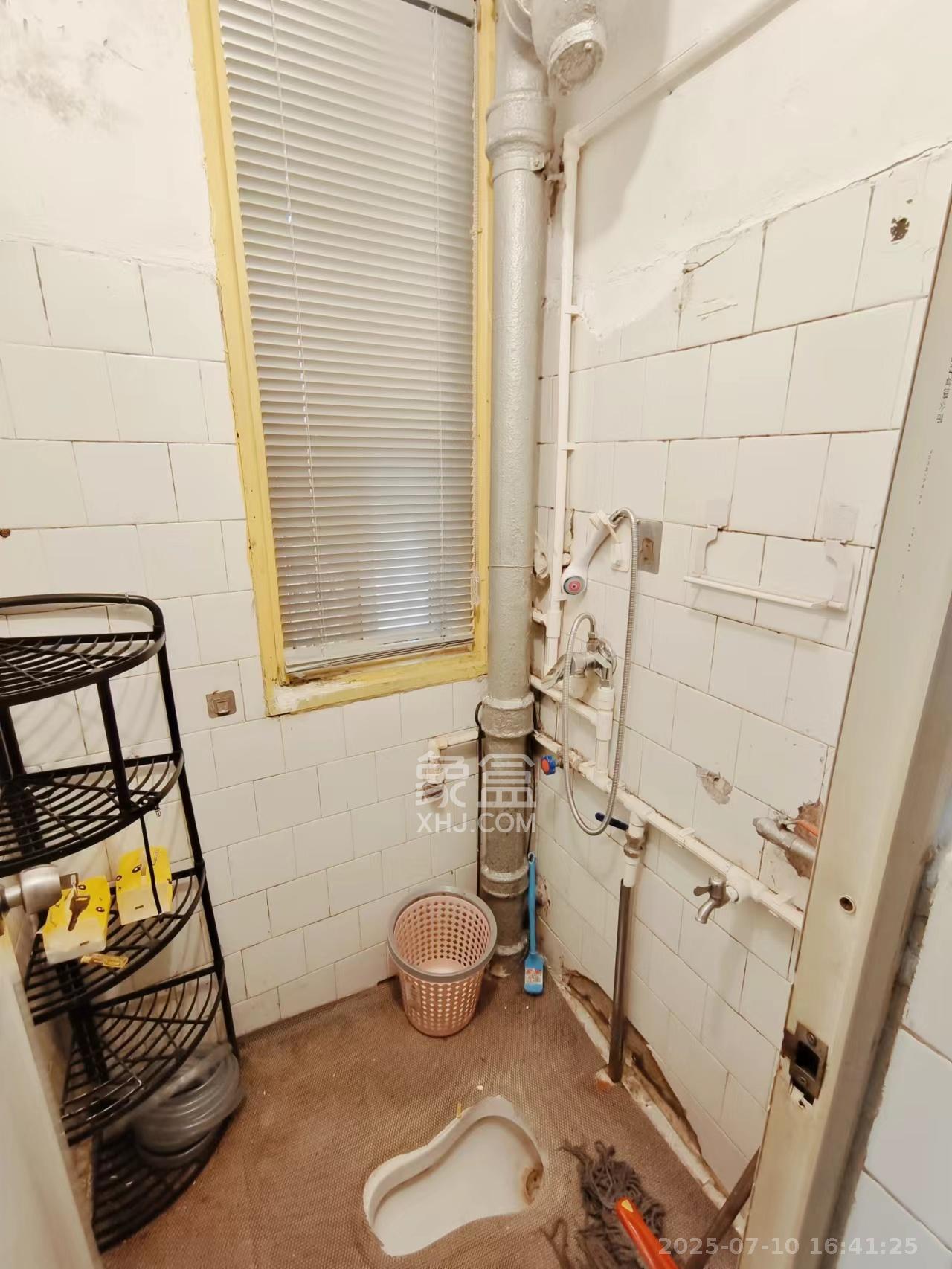 新河路排水处宿舍 2室2厅1卫 1400.0元/月 新河路排水处宿舍 2室2厅1卫 1400.0元/月室内图