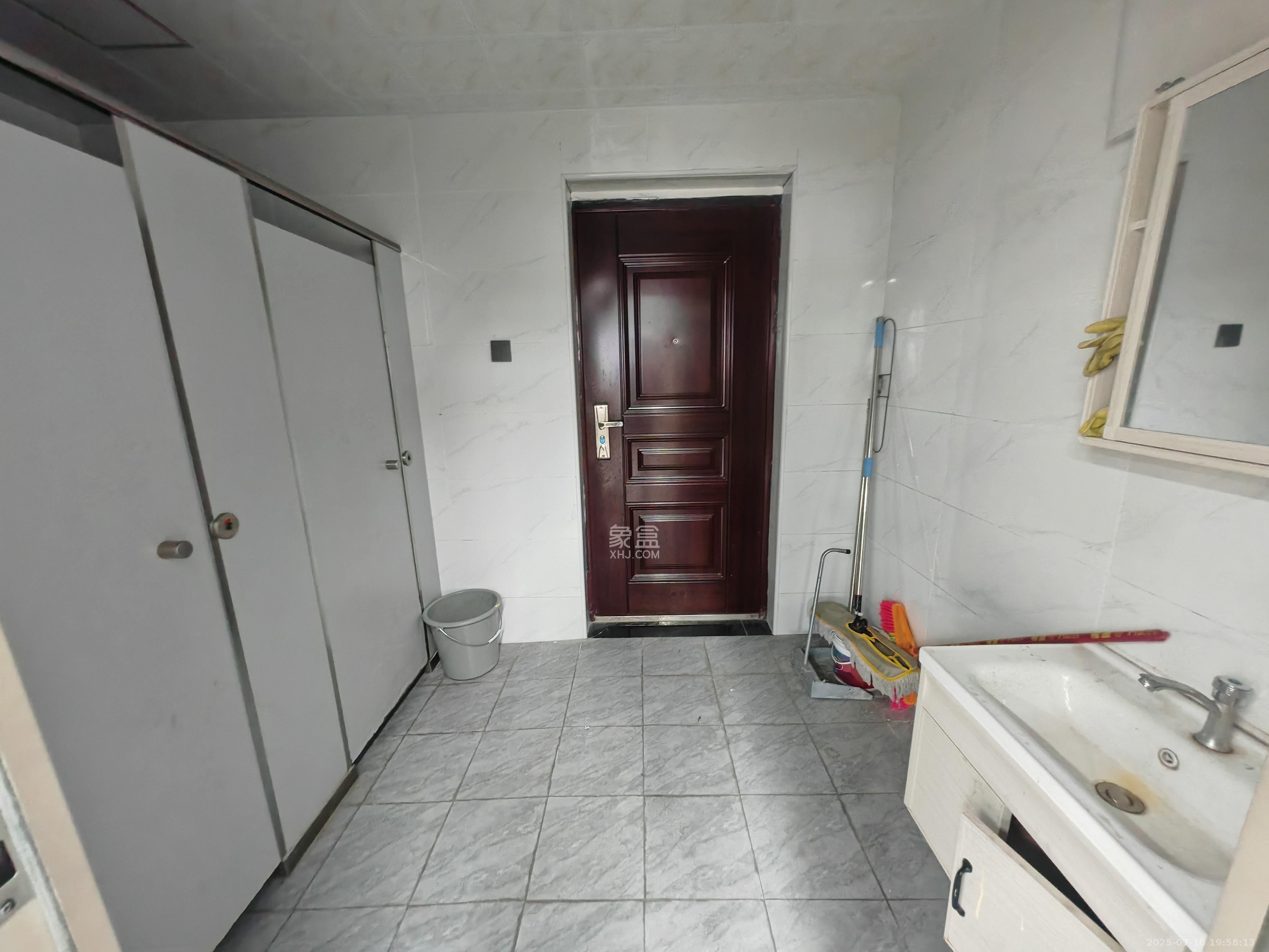 中建嘉和城  1室0厅0卫    1600.0元/月 中建嘉和城  1室0厅0卫    1600.0元/月室内图