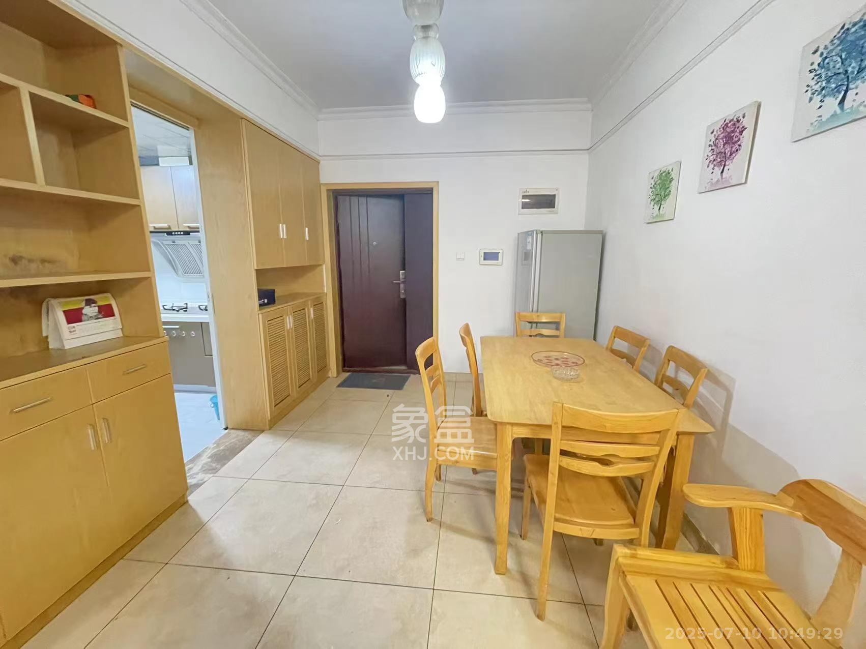 公园9号  3室1厅1卫    3600.0元/月 公园9号  3室1厅1卫    3600.0元/月室内图