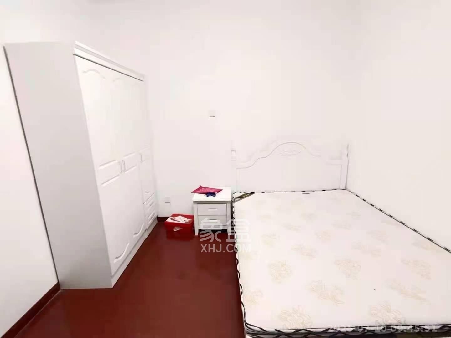 锦璨家园  3室2厅1卫   1900.00元/月室内图