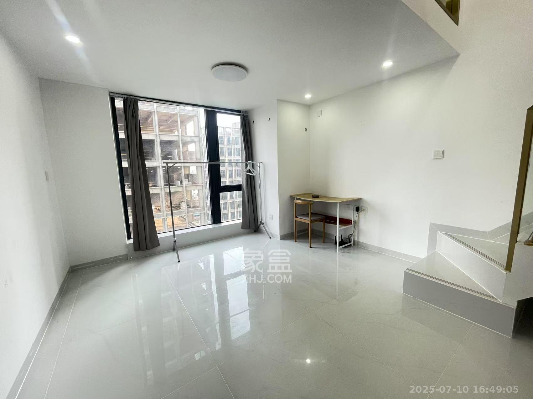 芝林商务中心 2室1厅1卫 1500.0元/月 芝林商务中心 2室1厅1卫 1500.0元/月室内图