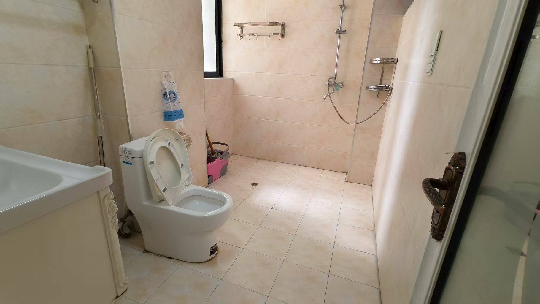 资江明珠  2室2厅1卫    1400.0元/月 资江明珠  2室2厅1卫    1400.0元/月室内图