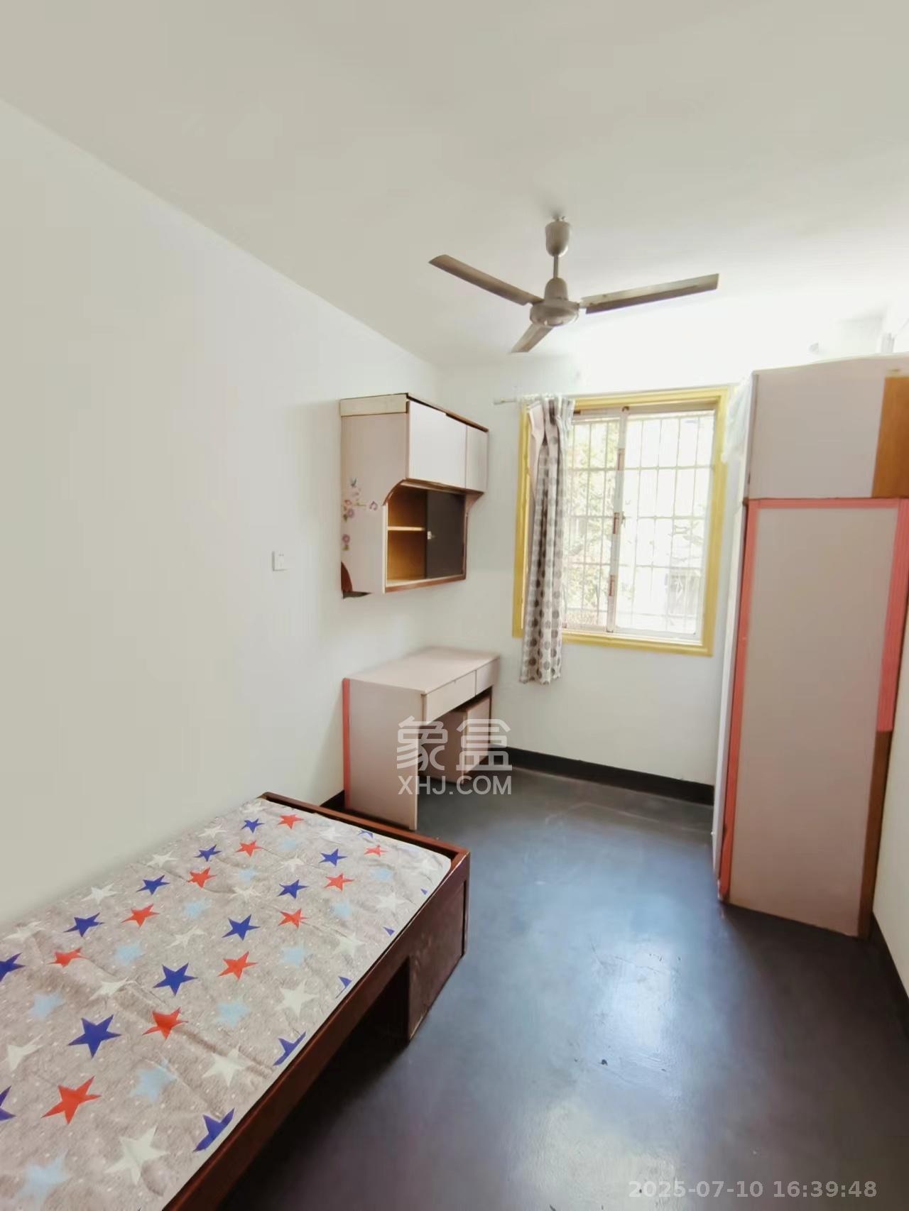 新河路排水处宿舍 2室2厅1卫 1400.0元/月 新河路排水处宿舍 2室2厅1卫 1400.0元/月室内图