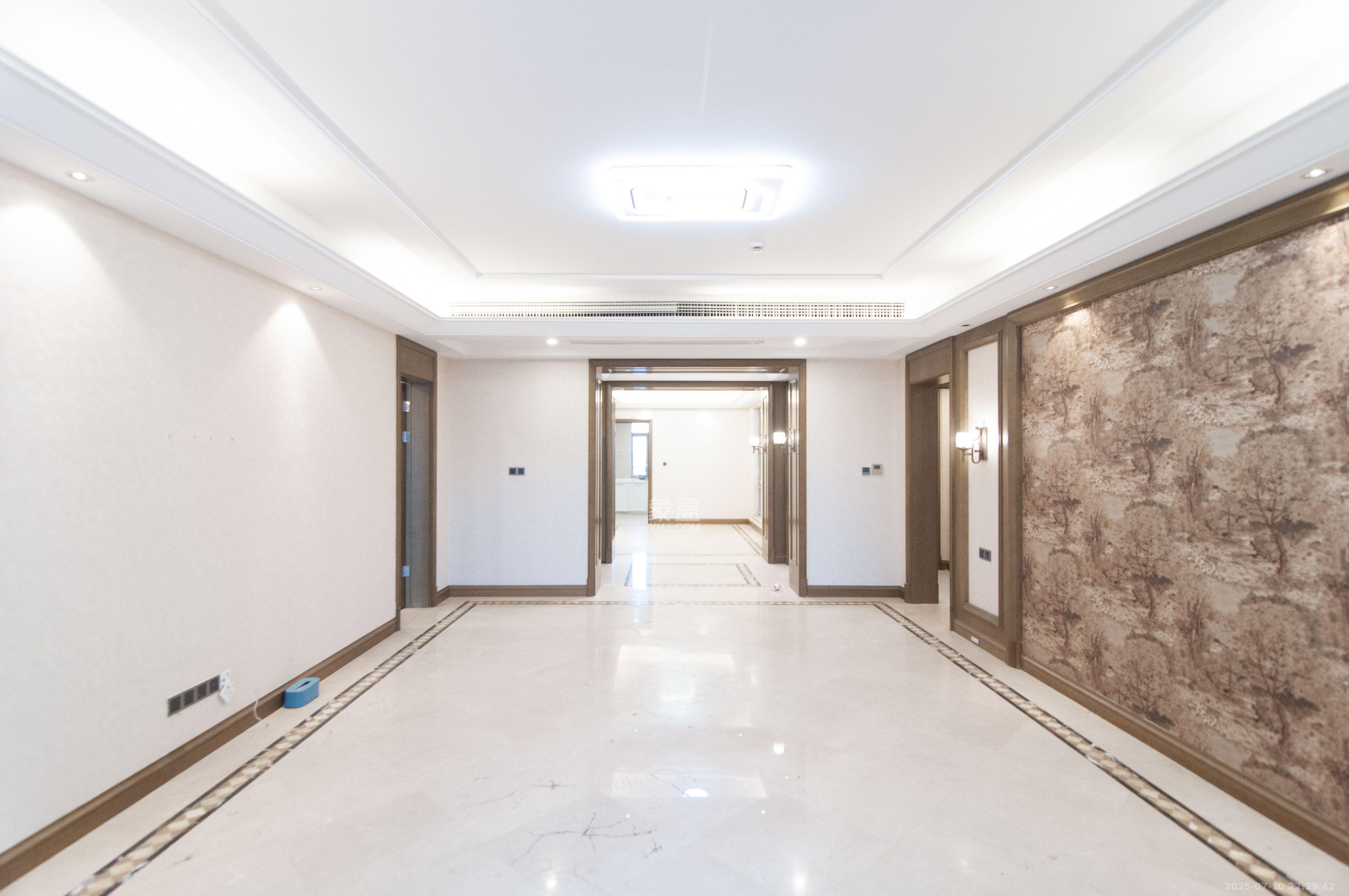 梅溪湖金茂府(金茂广场)(金茂览秀城) 4室2厅3卫 8000.0元/月 梅溪湖金茂府(金茂广场)(金茂览秀城) 4室2厅3卫 8000.0元/月室内图