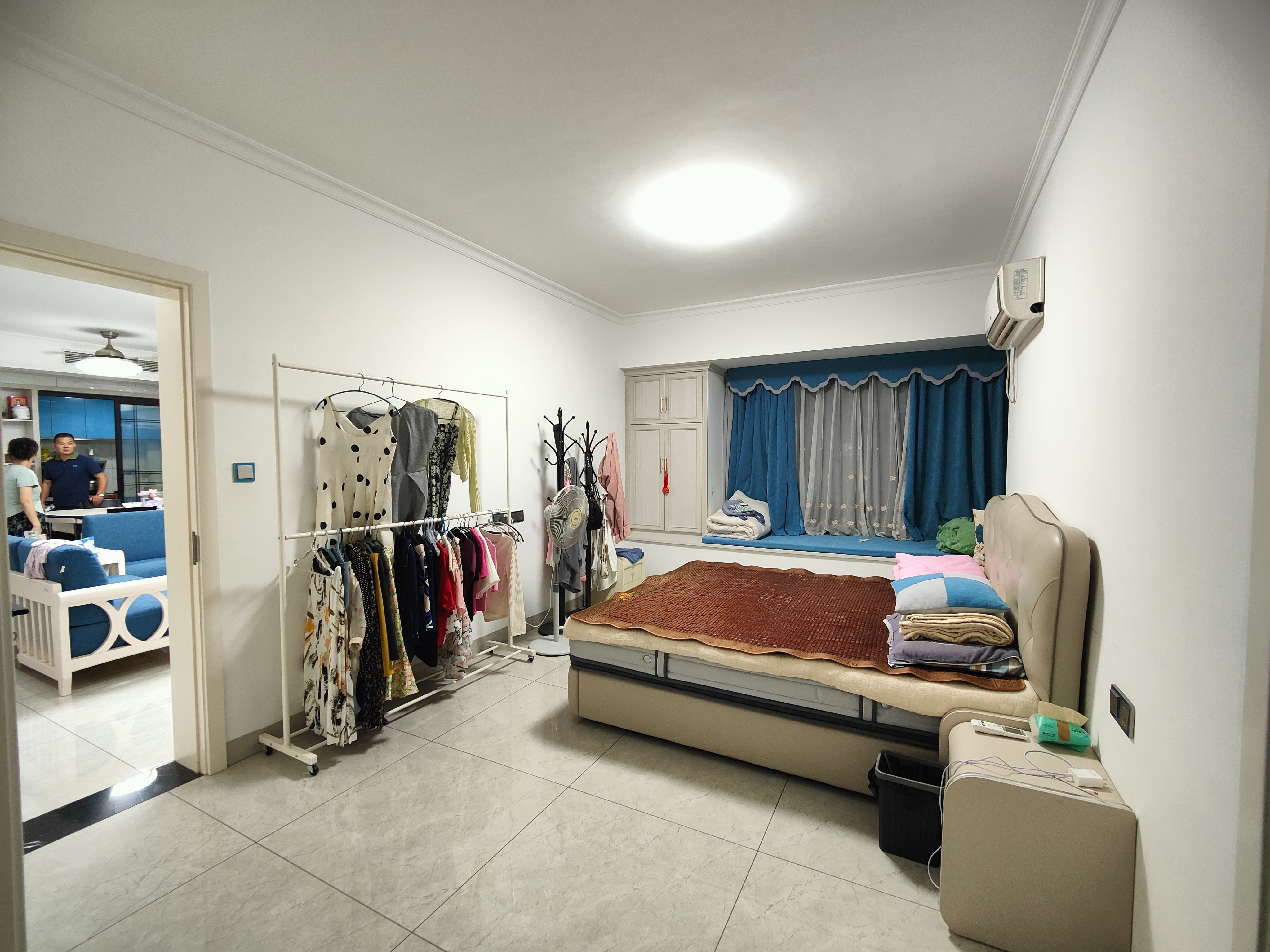 蓝溪谷 4室2厅2卫 88.0万 蓝溪谷 4室2厅2卫 88.0万室内图