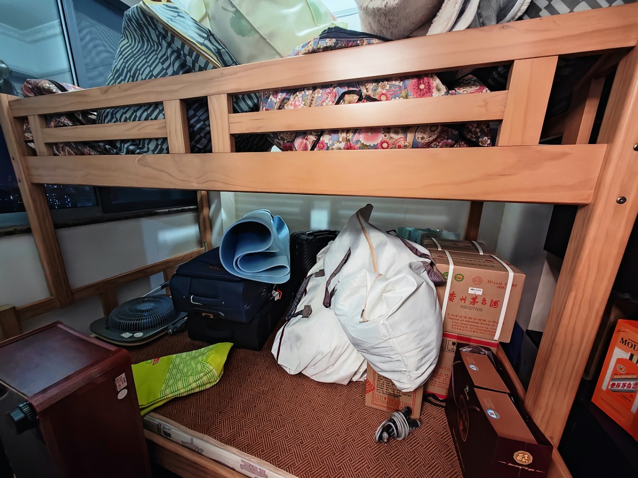 丽景滨江  5室3厅3卫    175.0万室内图