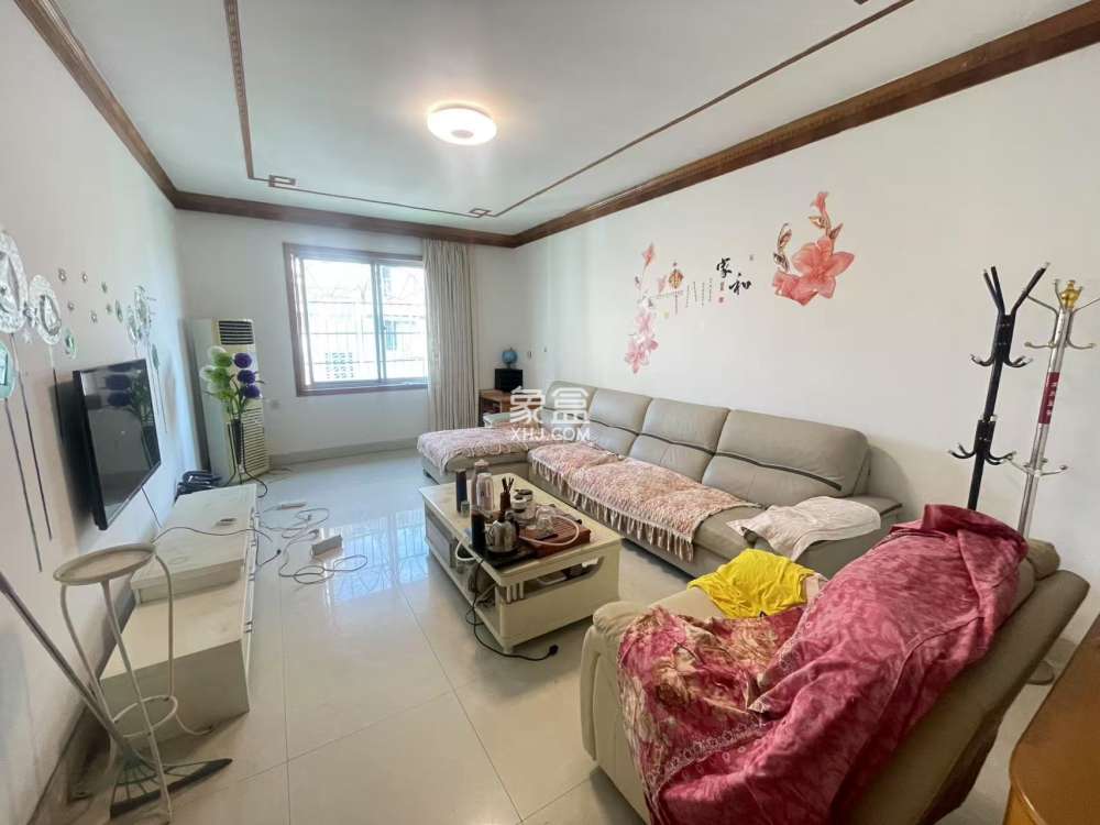 滨江一村  3室2厅2卫   32.00万