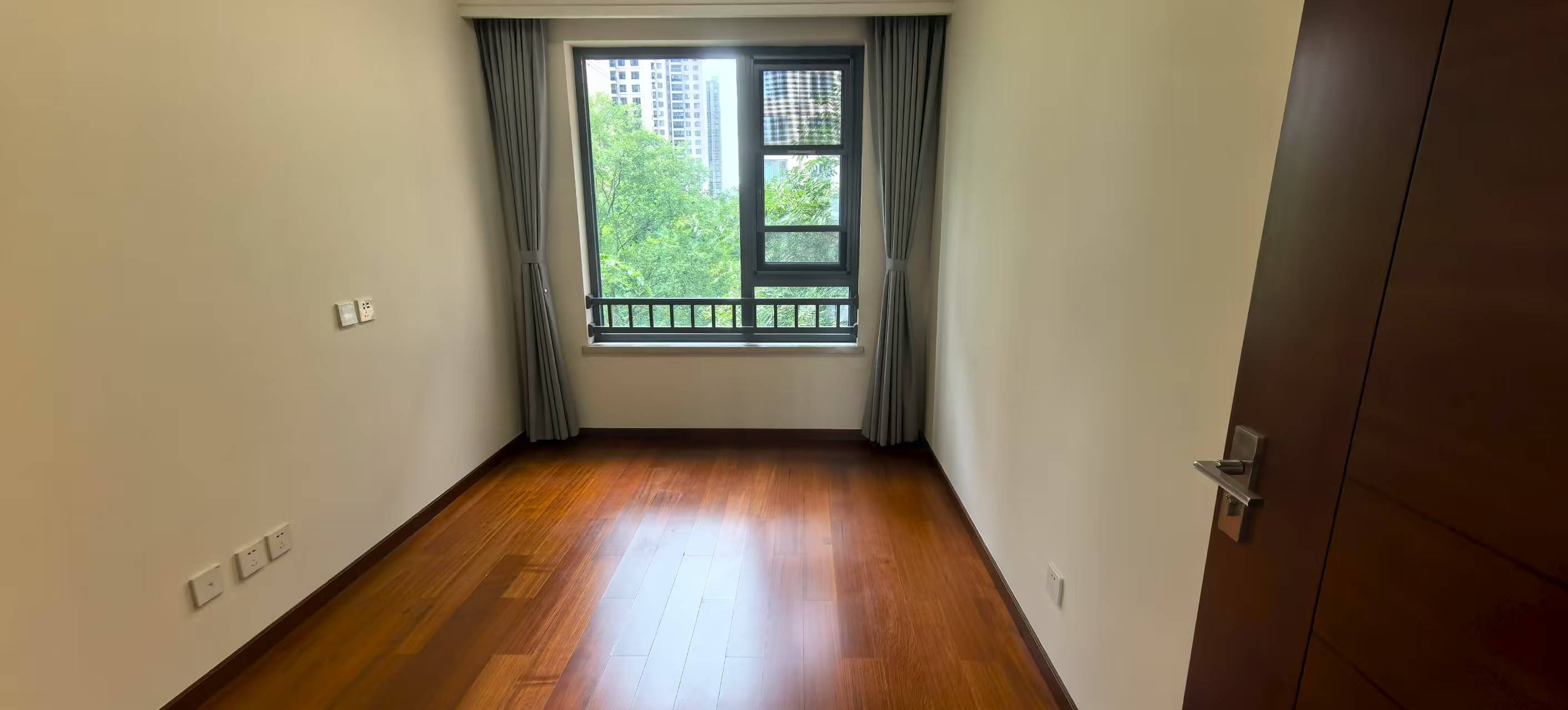 晋合湘水湾四期 4室2厅2卫 163.0万 晋合湘水湾四期 4室2厅2卫 163.0万室内图