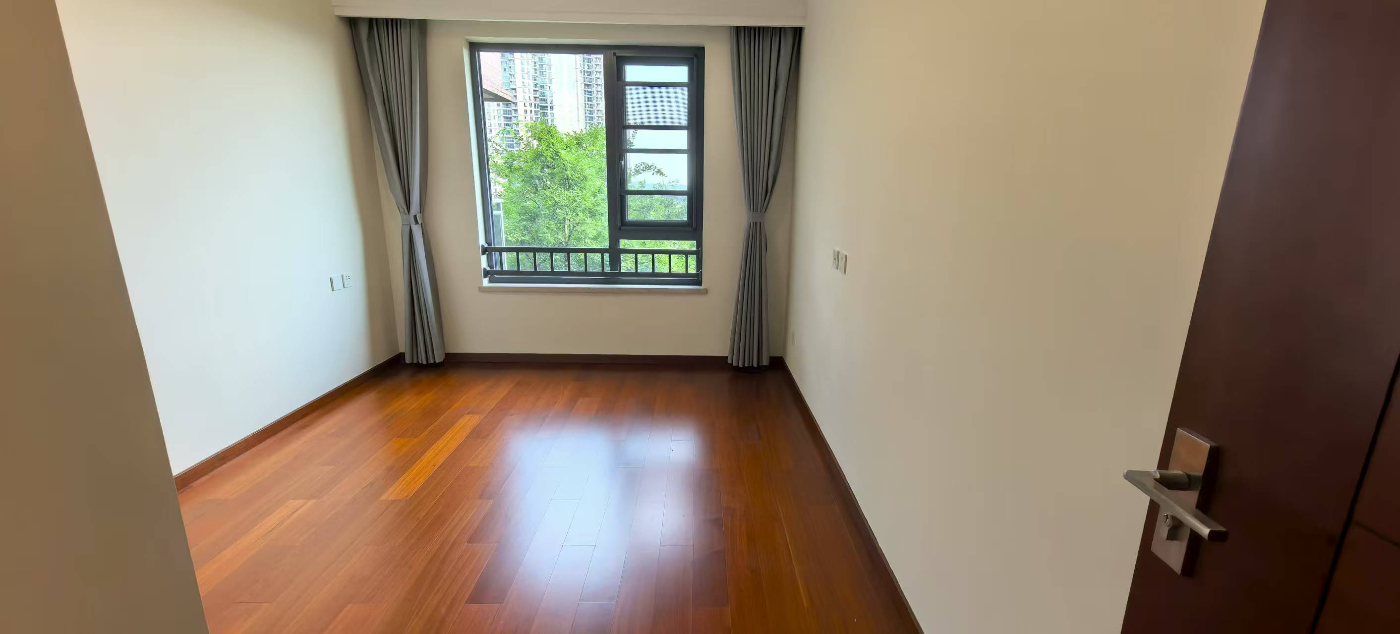 晋合湘水湾四期 4室2厅2卫 163.0万 晋合湘水湾四期 4室2厅2卫 163.0万室内图