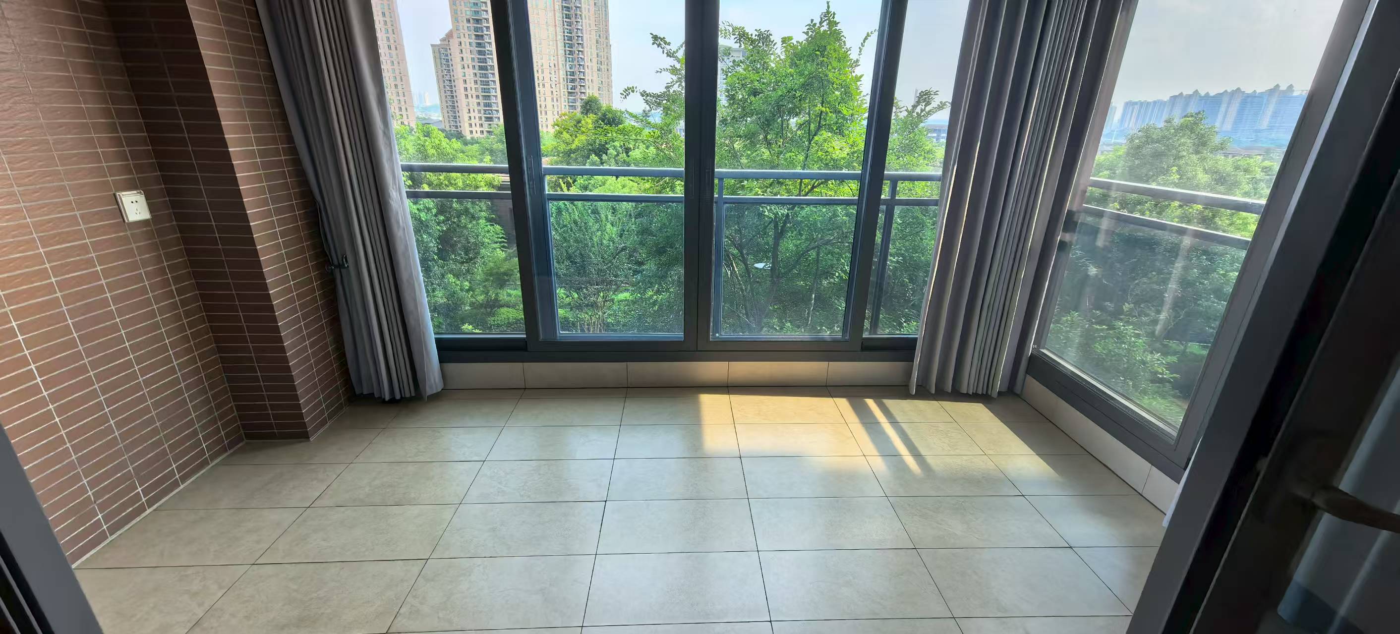 晋合湘水湾四期 4室2厅2卫 163.0万 晋合湘水湾四期 4室2厅2卫 163.0万室内图