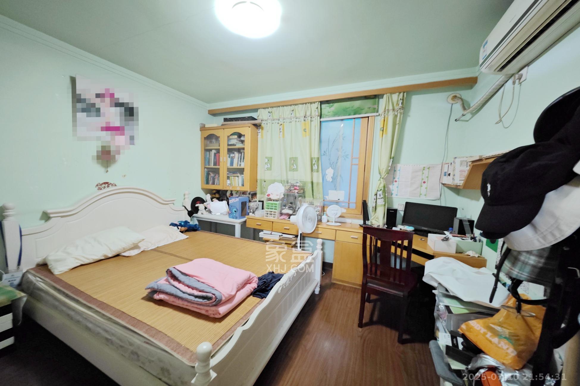 狮子山二片  2室1厅1卫   50.00万卧室