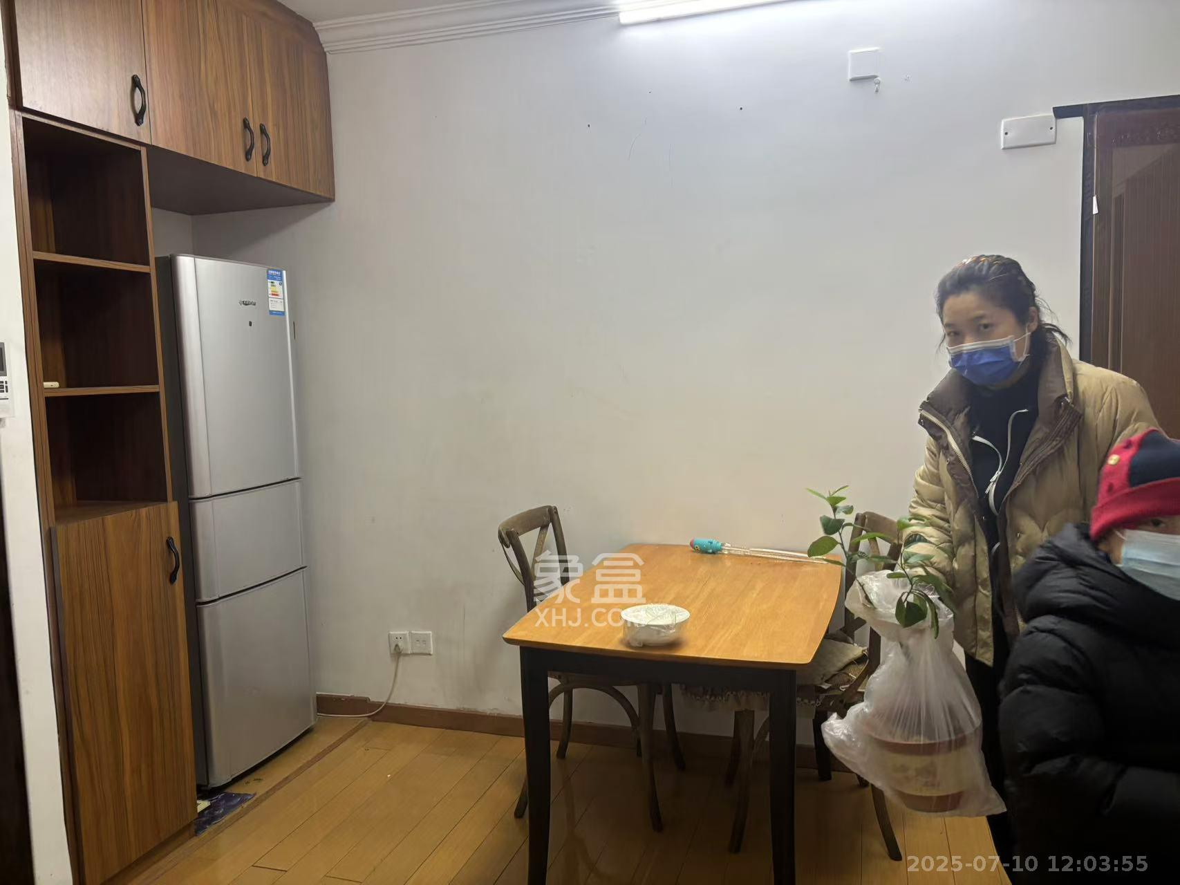 湖南省国税局宿舍（梓园路）  3室2厅1卫   2700.00元/月室内图