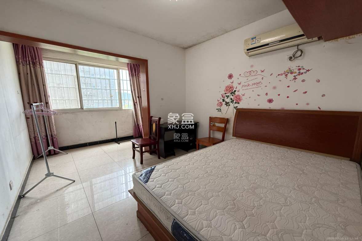 锦璨家园 2室2厅1卫 1600.0元/月 锦璨家园 2室2厅1卫 1600.0元/月室内图