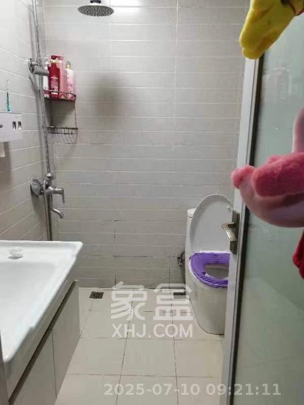 尊邸华庭  1室1厅1卫   1700.00元/月室内图