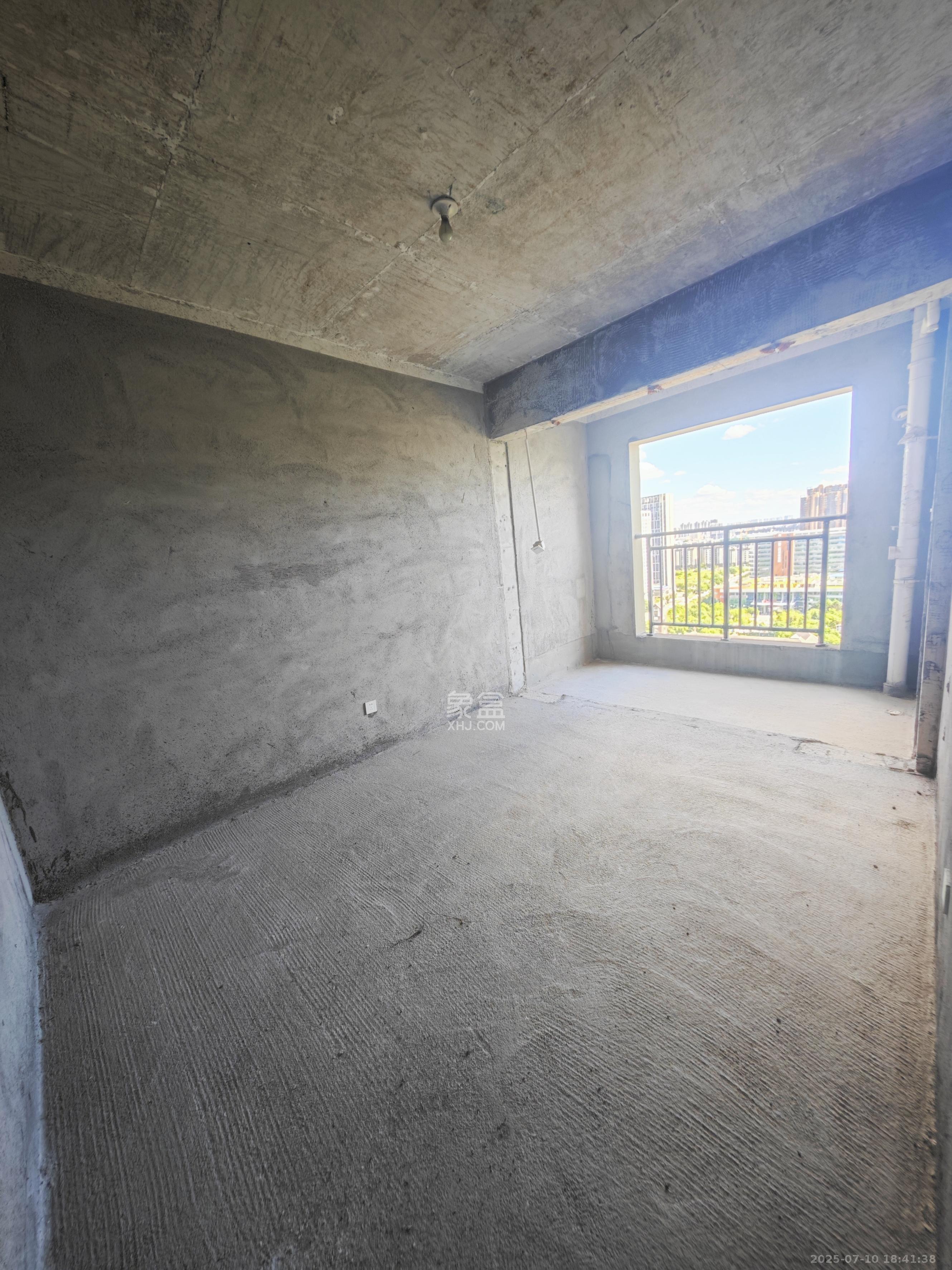 海伦春天  2室1厅1卫    2500.0元/月 海伦春天  2室1厅1卫    2500.0元/月