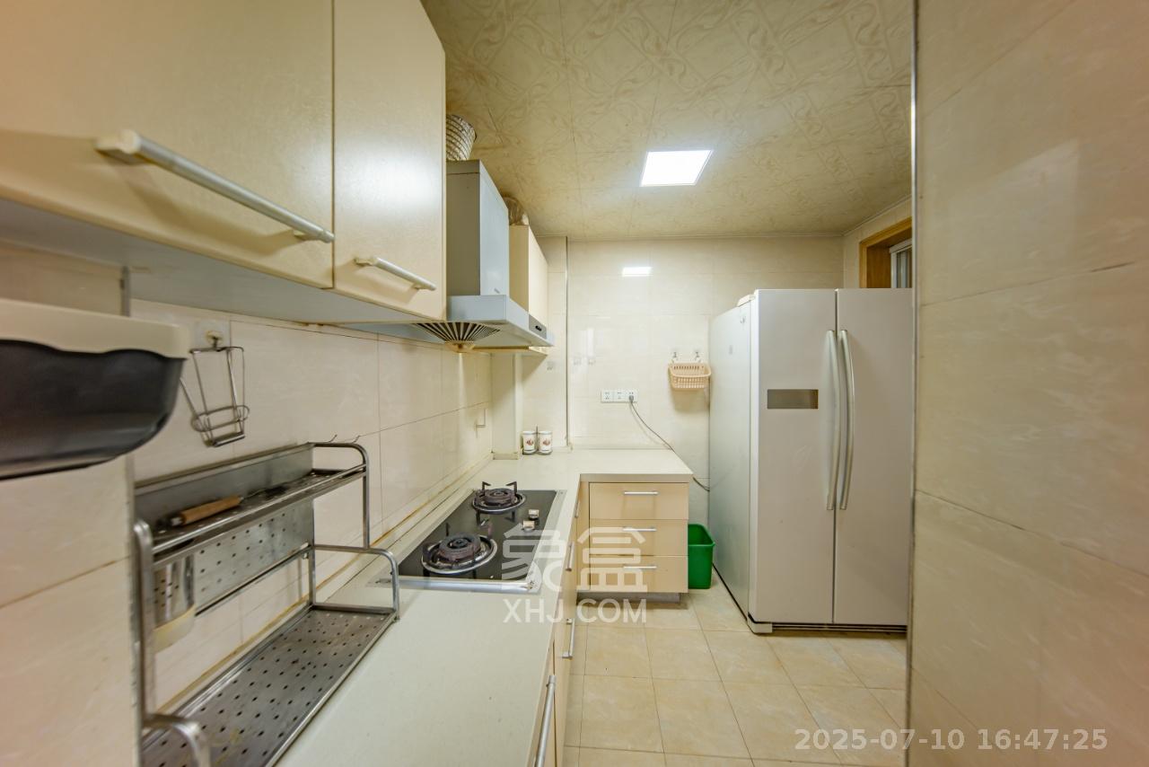 华润橡树湾  3室2厅2卫    1900.0元/月室内图