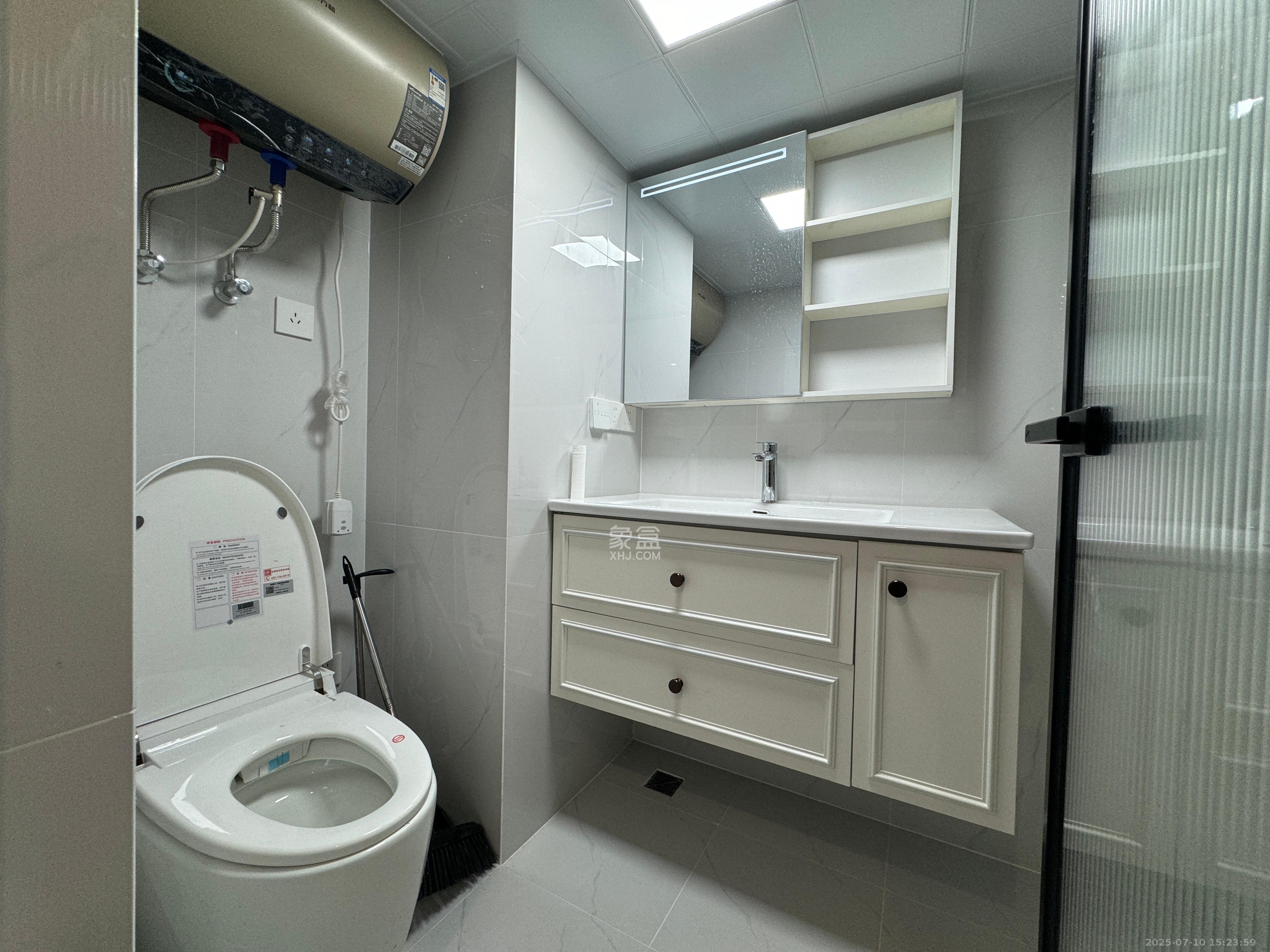建发养云  2室1厅1卫   3200.00元/月室内图