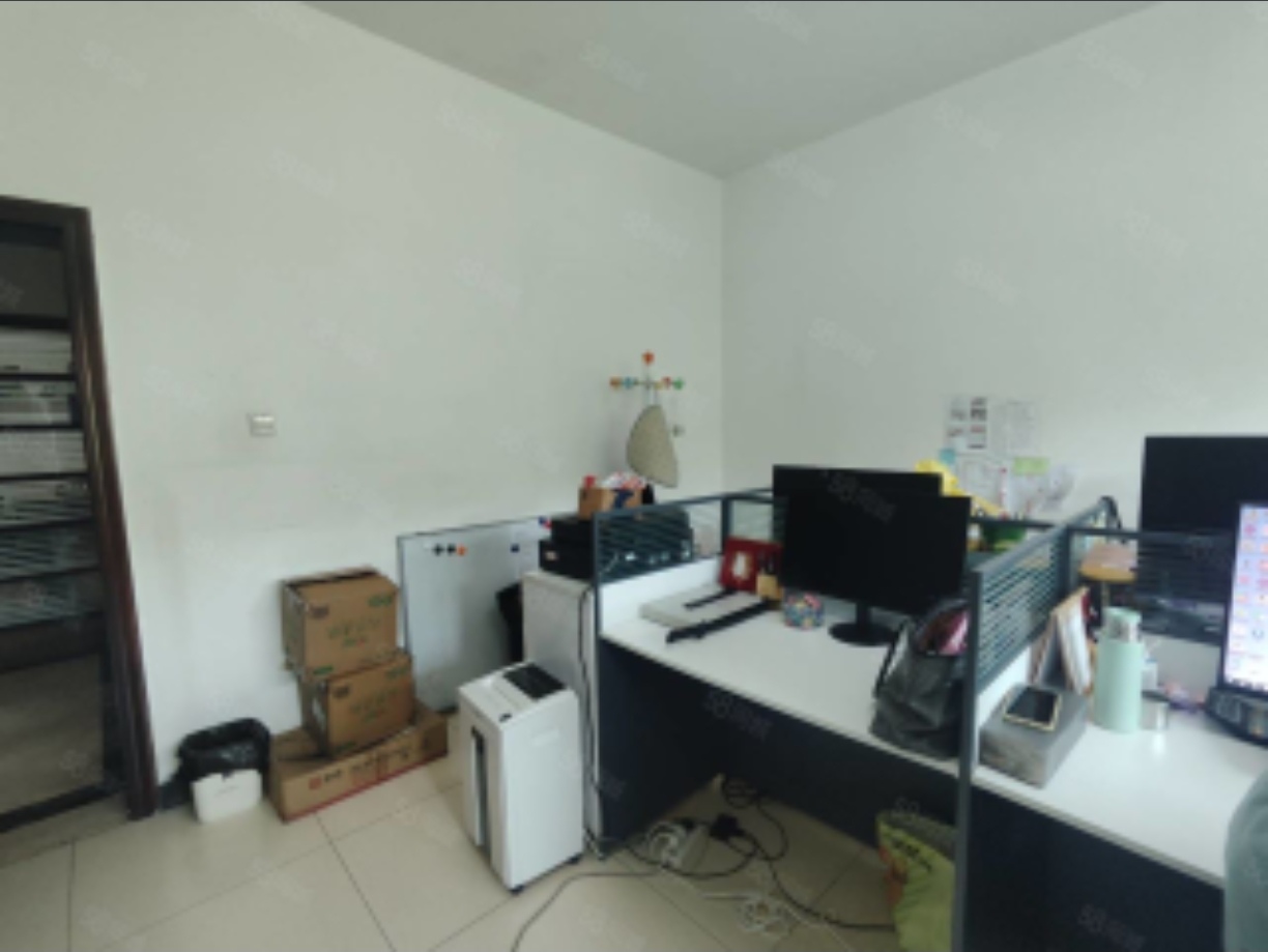 锦绣京江 7室3厅3卫 13000.00元/月 锦绣京江 7室3厅3卫 13000.00元/月室内图