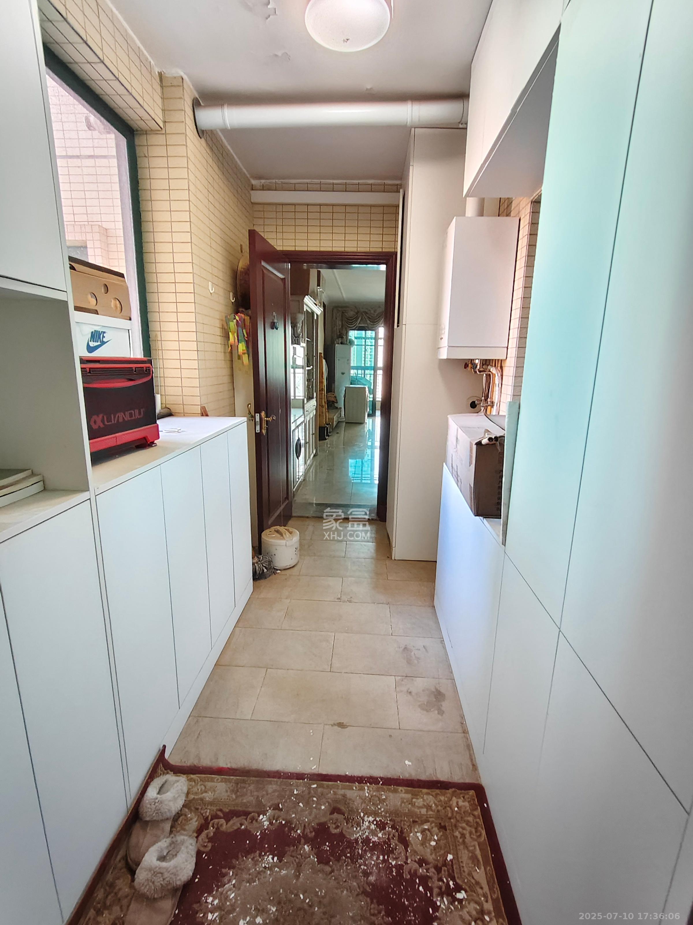 恒大雅苑 3室2厅1卫 2800.0元/月 恒大雅苑 3室2厅1卫 2800.0元/月室内图