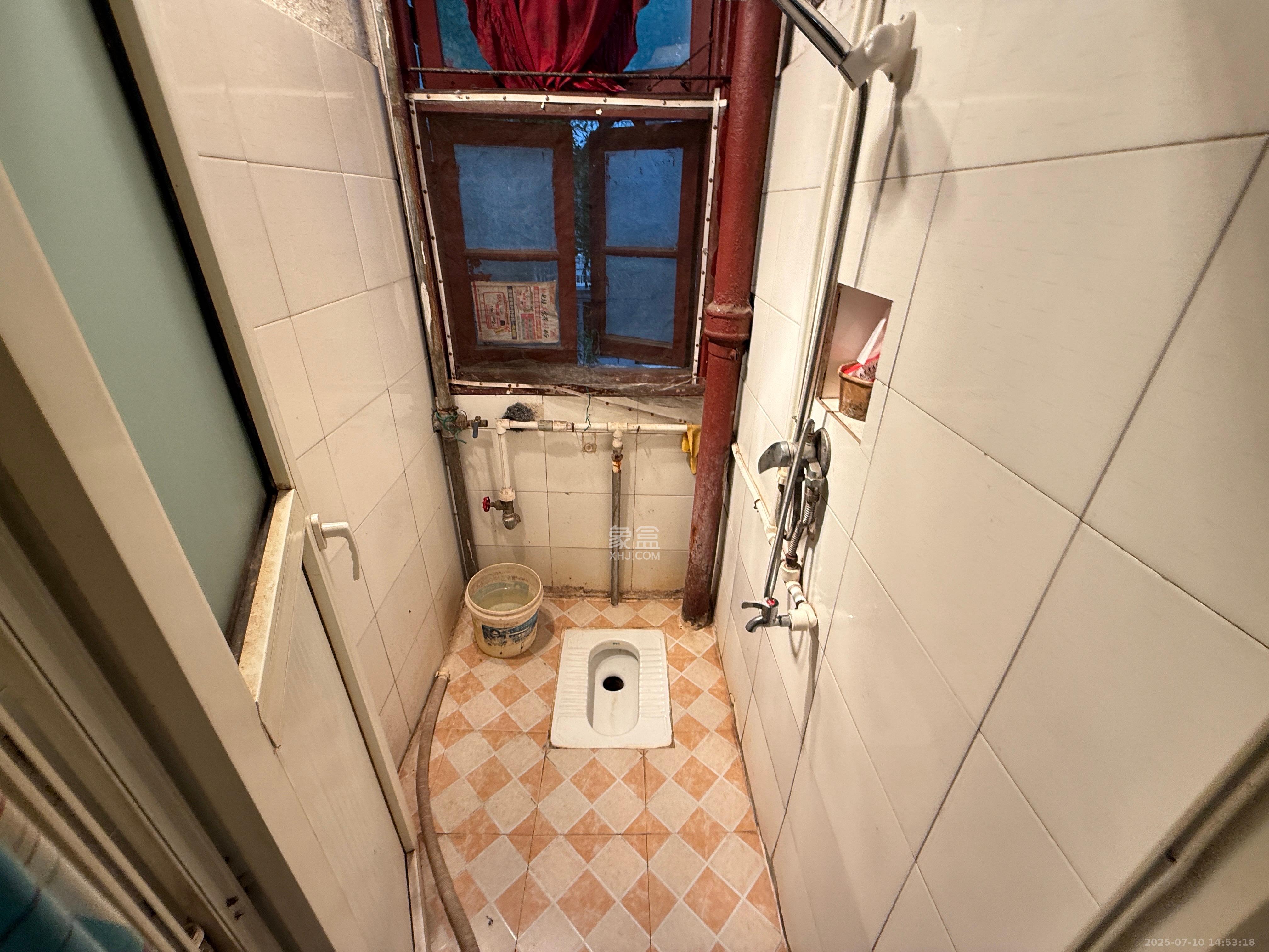 东瓜山二村 1室1厅1卫 1100.0元/月 东瓜山二村 1室1厅1卫 1100.0元/月室内图