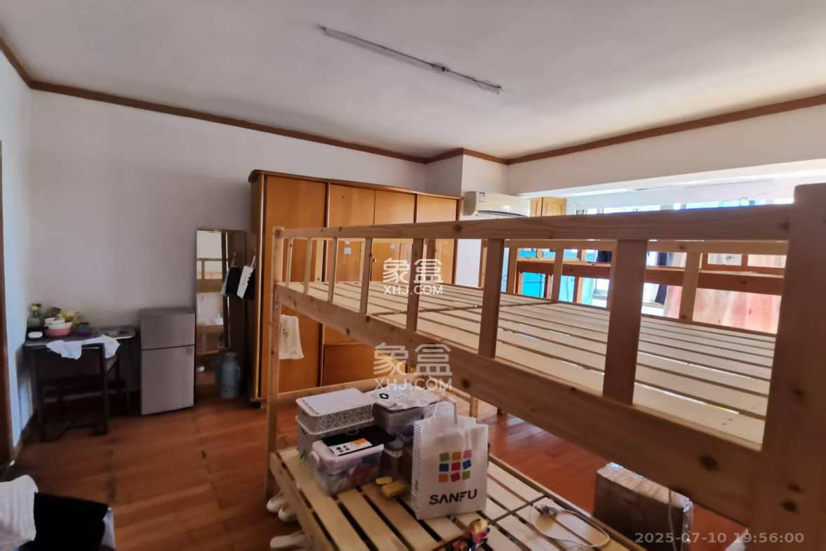 天心城市广场(黄金之城) 3室2厅2卫 3000.0元/月 天心城市广场(黄金之城) 3室2厅2卫 3000.0元/月室内图