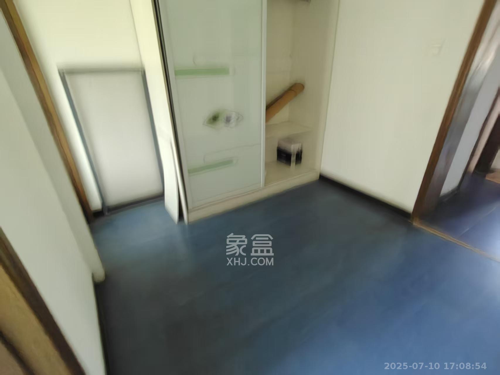 咸嘉新村嘉明苑  4室2厅1卫   2200.00元/月室内图