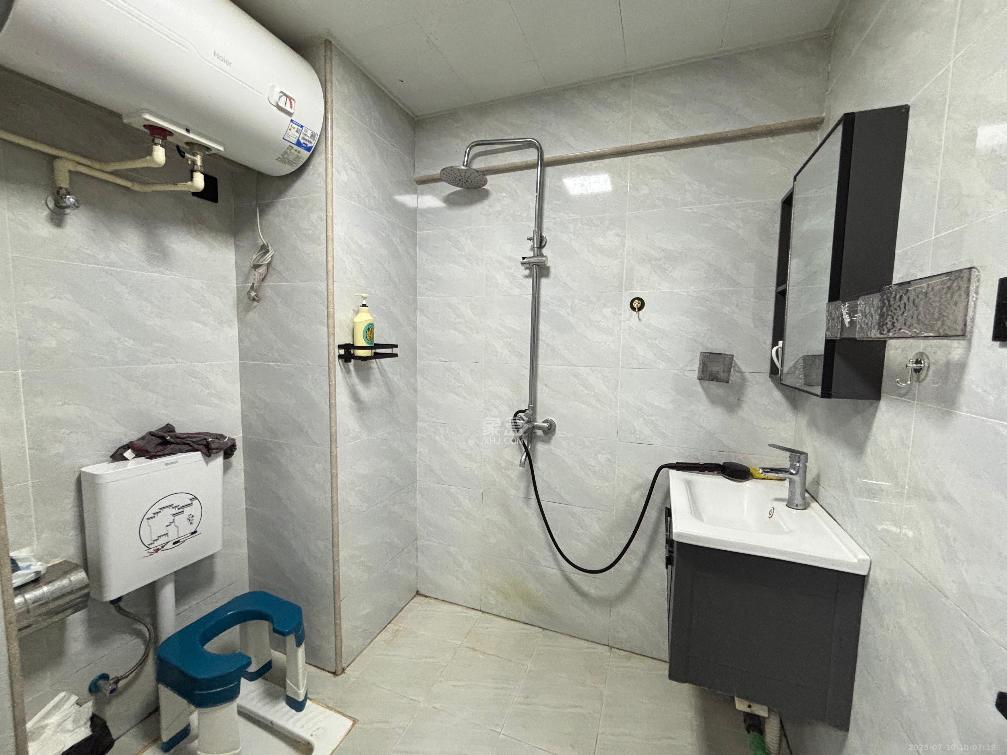 欣隆居  1室0厅0卫    1800.0元/月 欣隆居  1室0厅0卫    1800.0元/月室内图