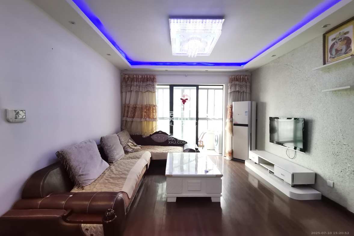 莱茵城  3室2厅1卫    2200.0元/月 莱茵城  3室2厅1卫    2200.0元/月室内图