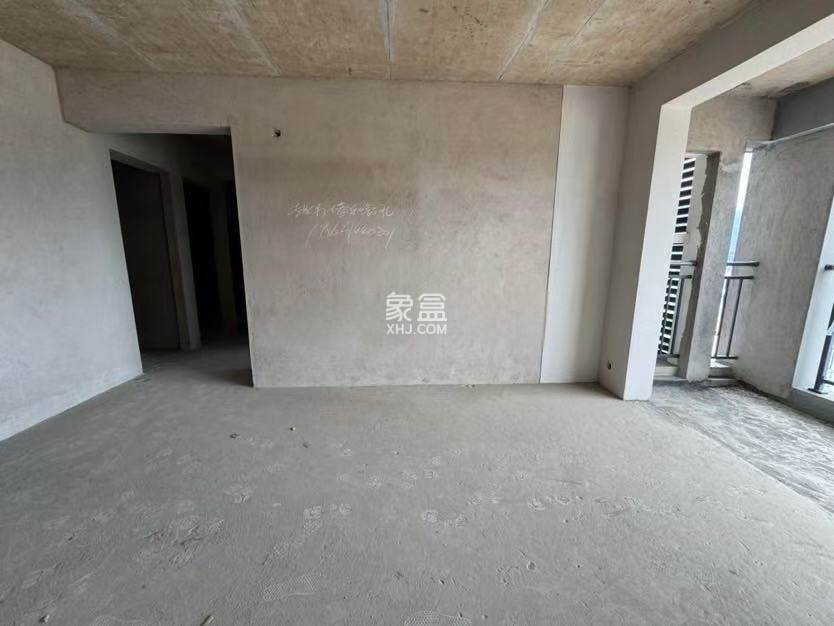 和悦宸居 3室2厅1卫 55.0万 和悦宸居 3室2厅1卫 55.0万客厅