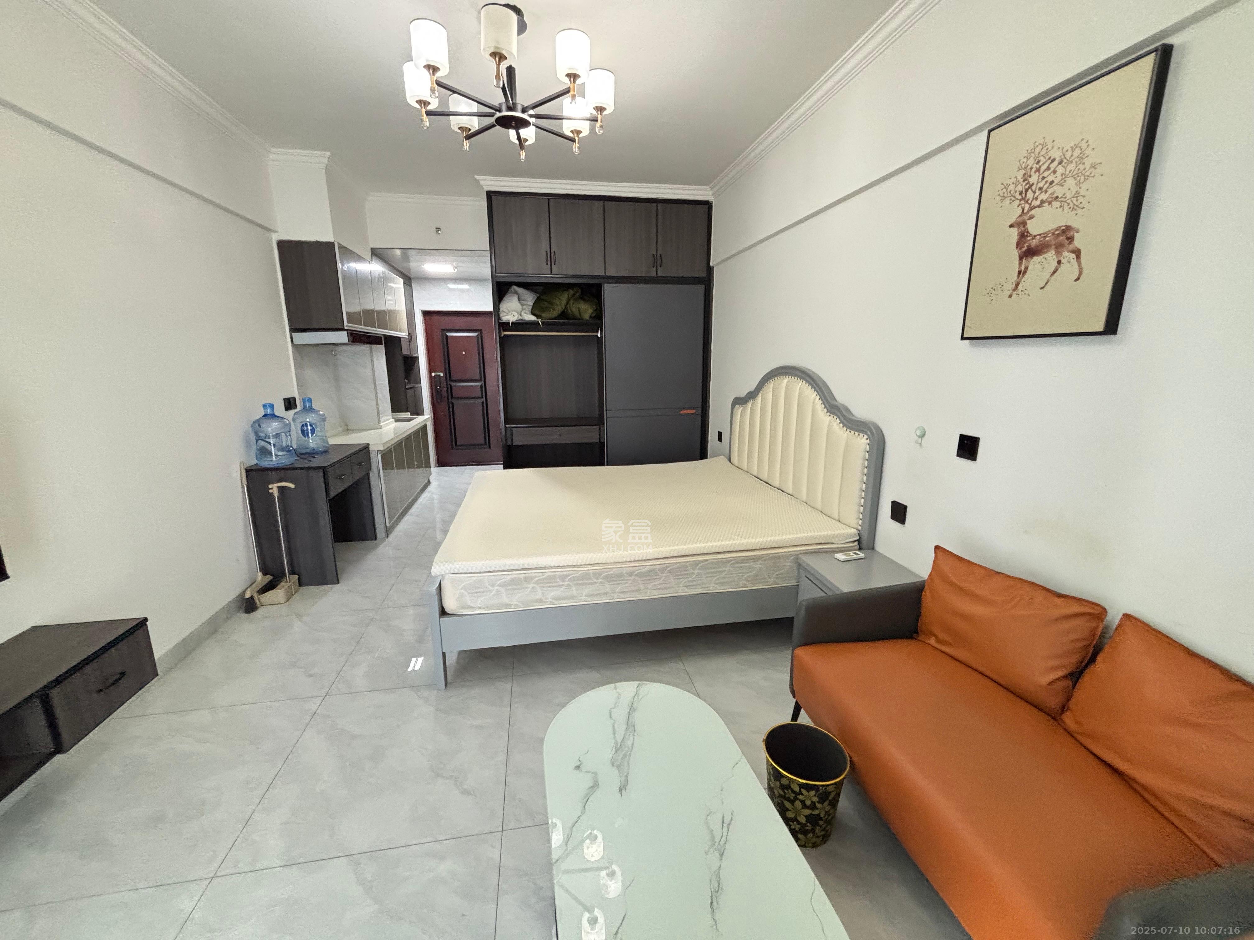 欣隆居  1室0厅0卫    1800.0元/月 欣隆居  1室0厅0卫    1800.0元/月室内图