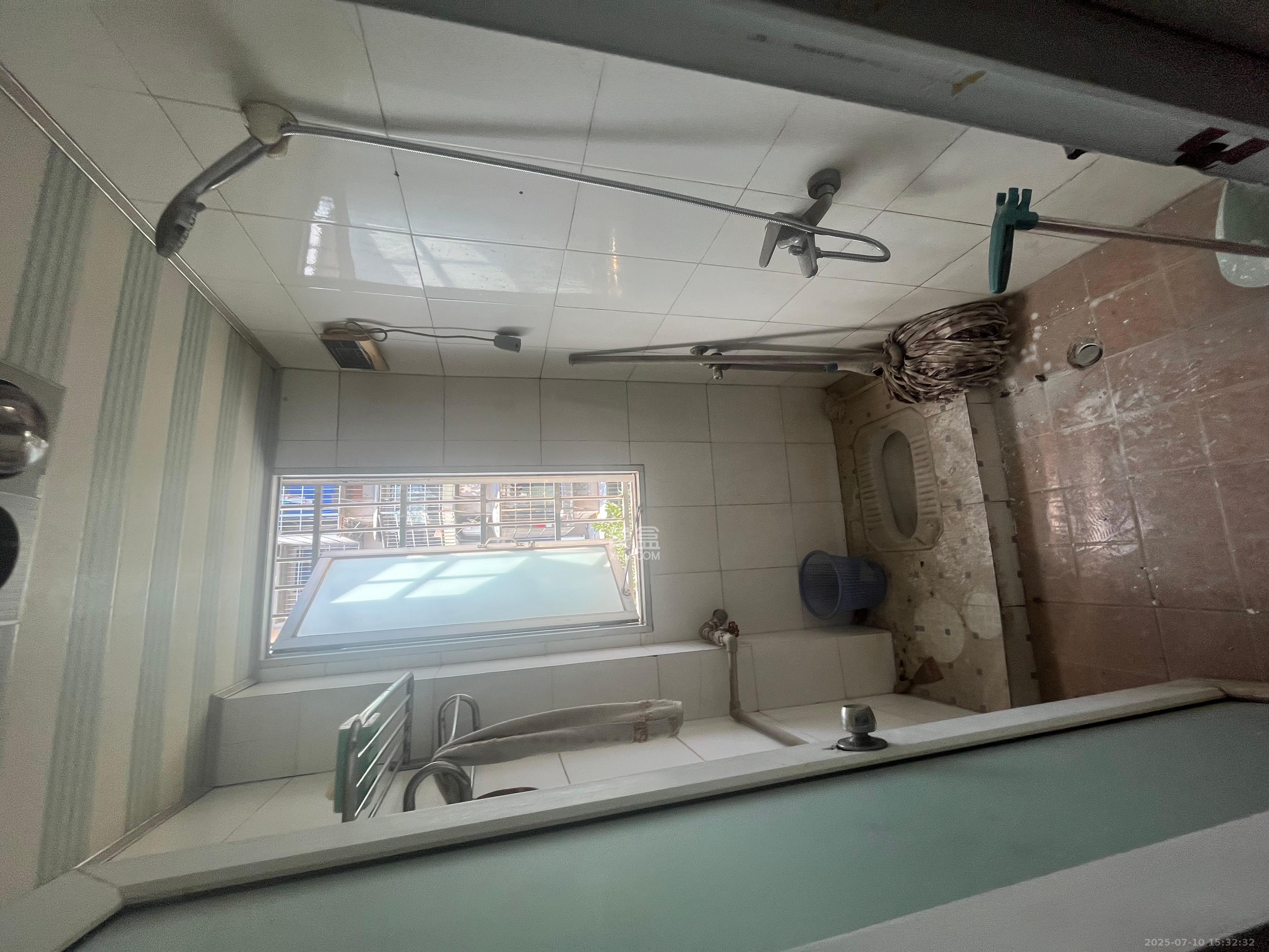 桔园小区1-8片  2室1厅1卫    1300.0元/月 桔园小区1-8片  2室1厅1卫    1300.0元/月室内图