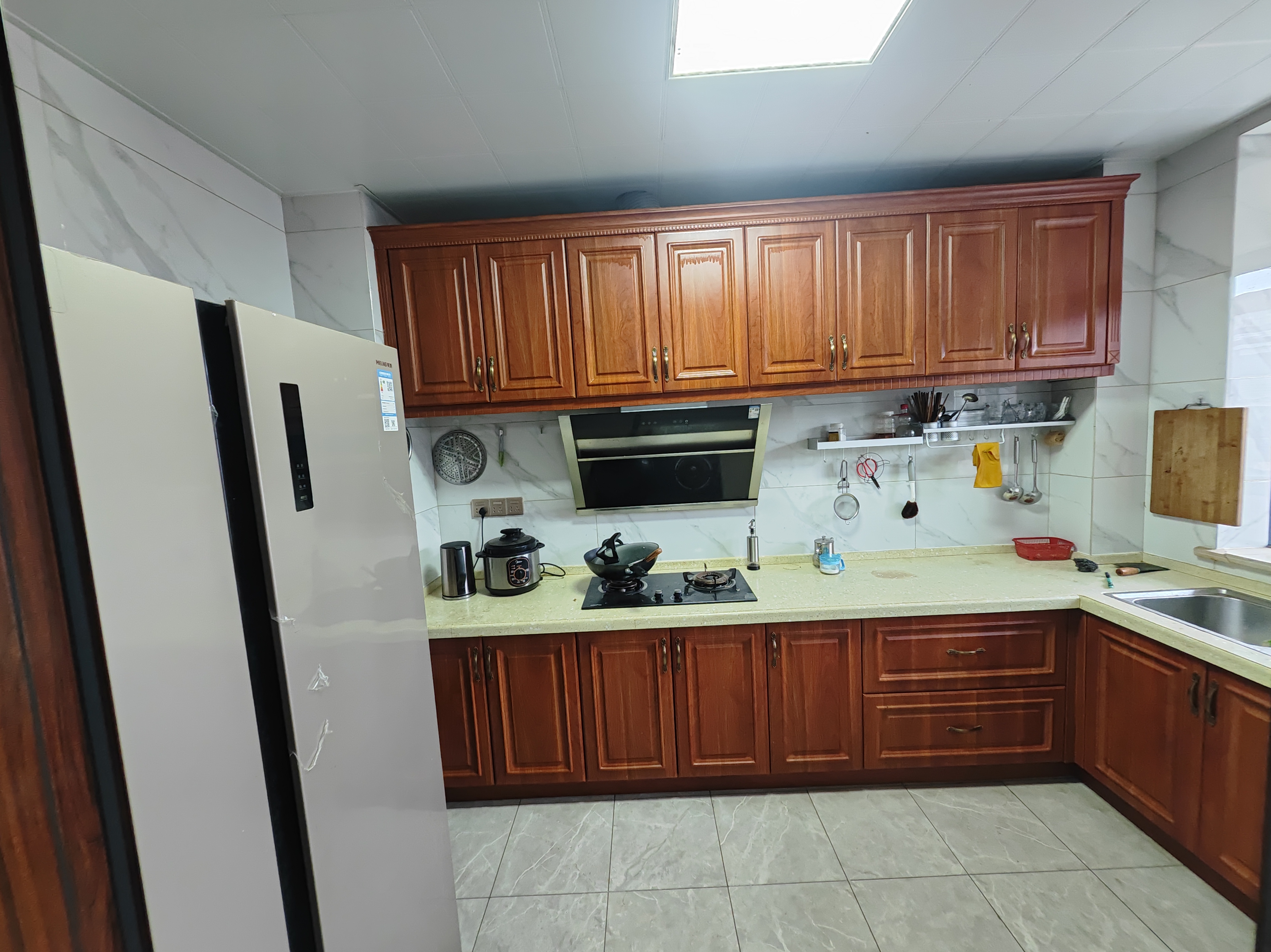 信合家园 4室2厅2卫 3500.0元/月 信合家园 4室2厅2卫 3500.0元/月室内图