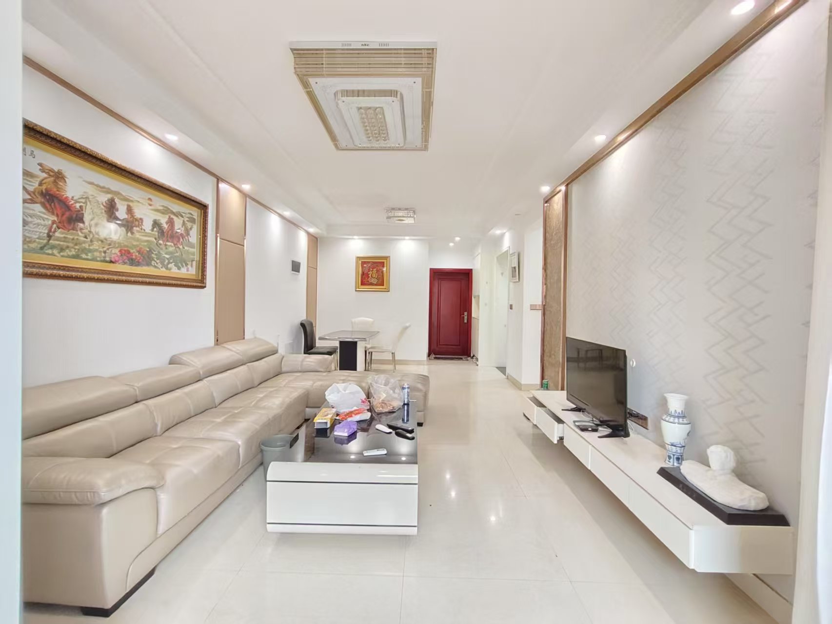 君临上海湾 3室2厅2卫 2600.0元/月 君临上海湾 3室2厅2卫 2600.0元/月户型图