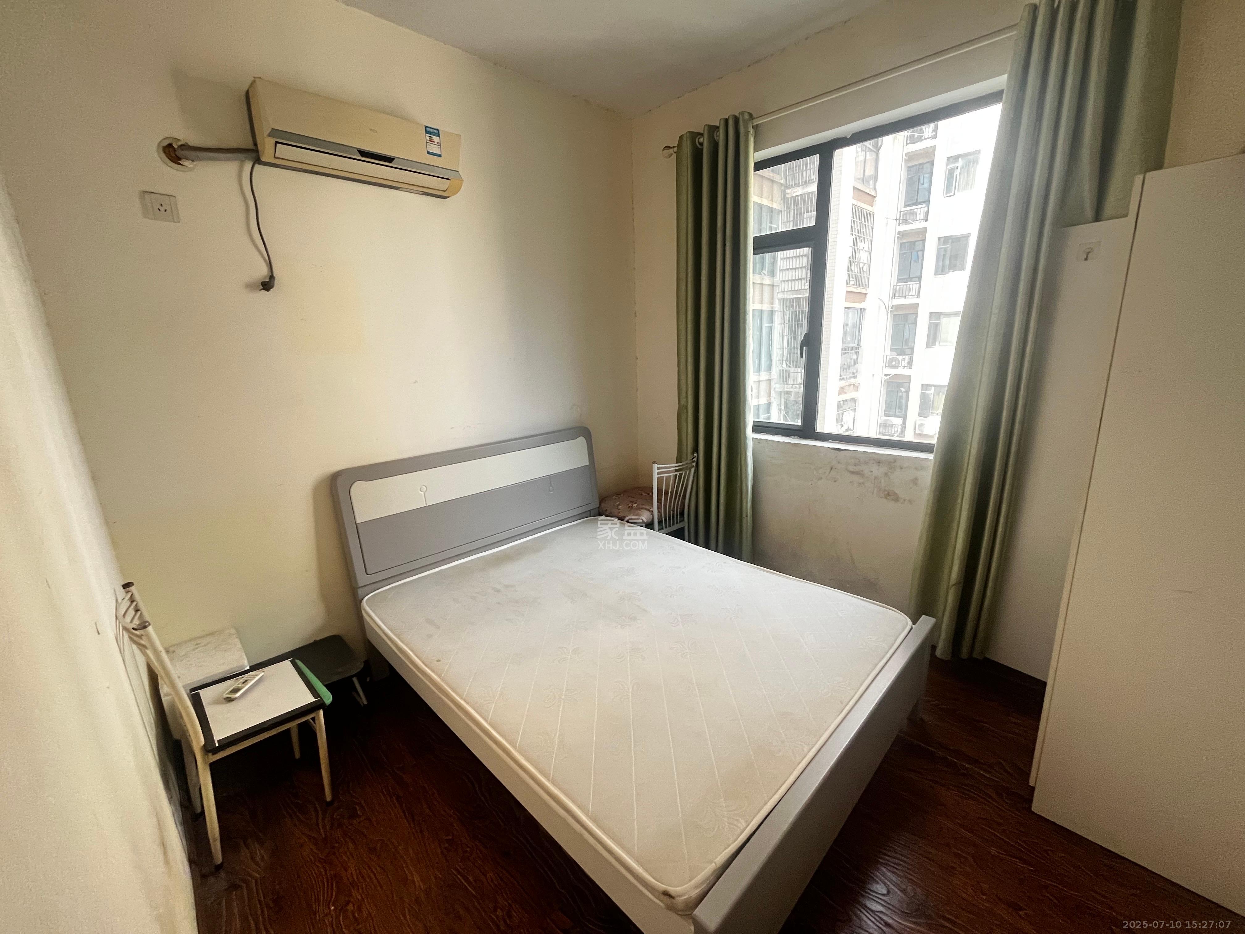 天元涉外景园B区 3室2厅1卫 2600.0元/月 天元涉外景园B区 3室2厅1卫 2600.0元/月室内图