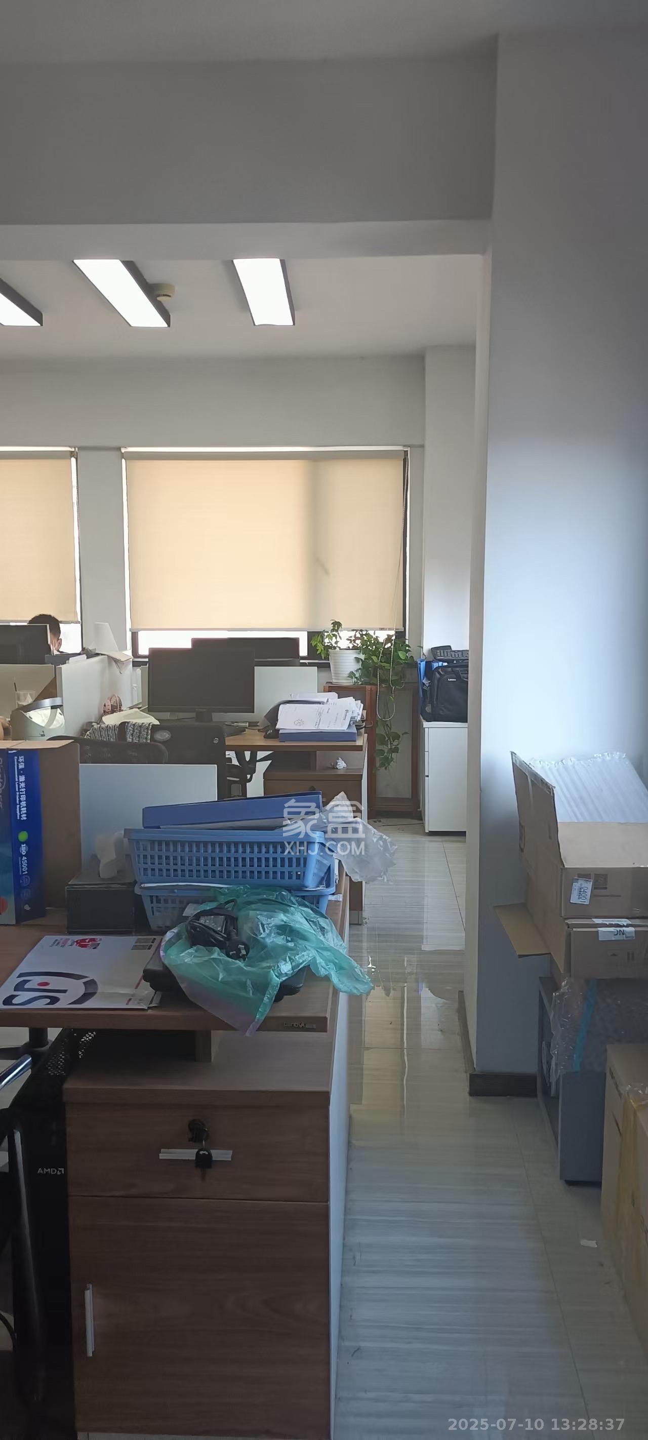 协信星澜汇  1室1厅1卫   7500.00元/月室内图